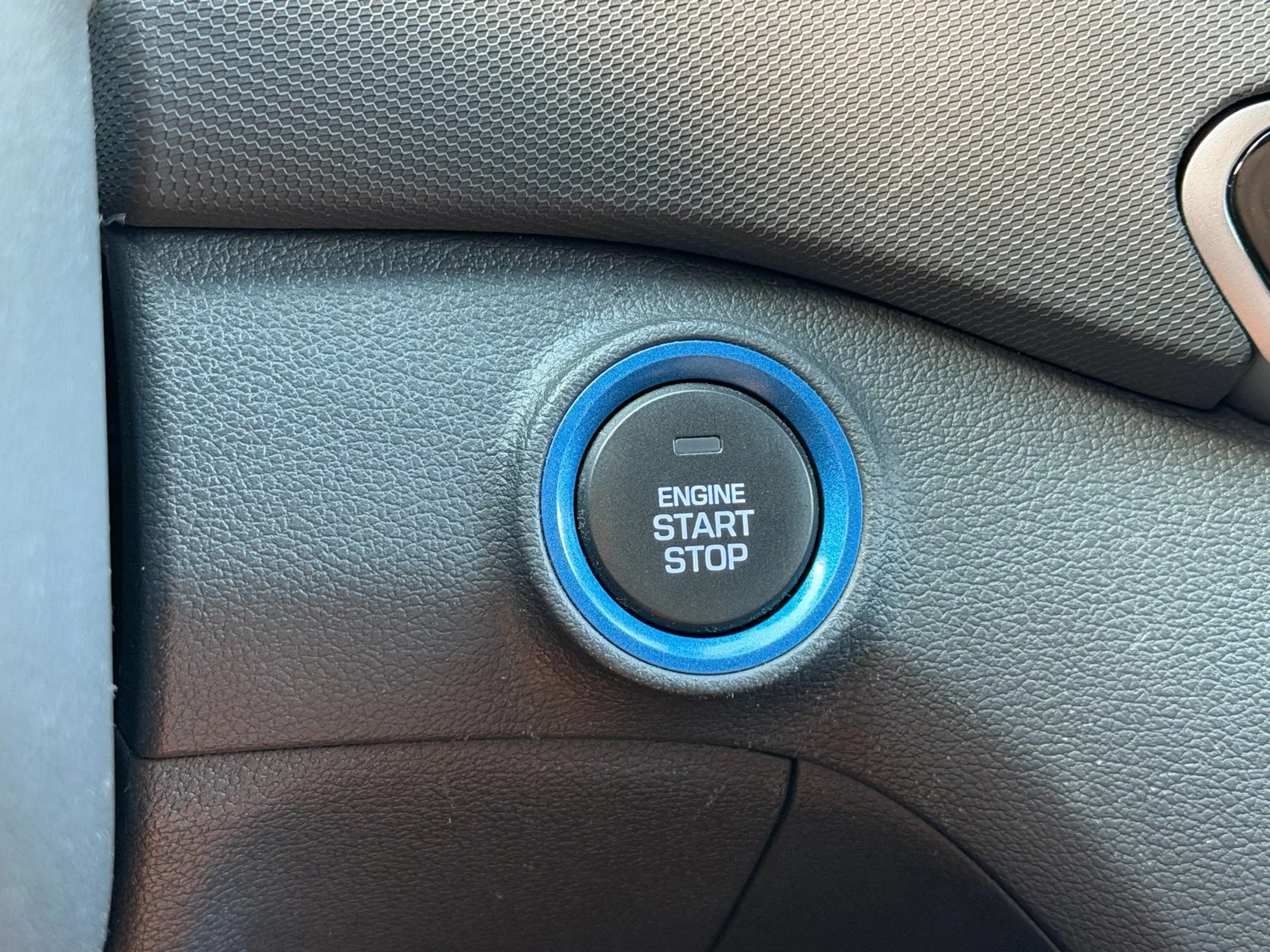 Hyundai IONIQ 1.6 GDi Comfort|Infinity|Camera|Keyless — photo 24