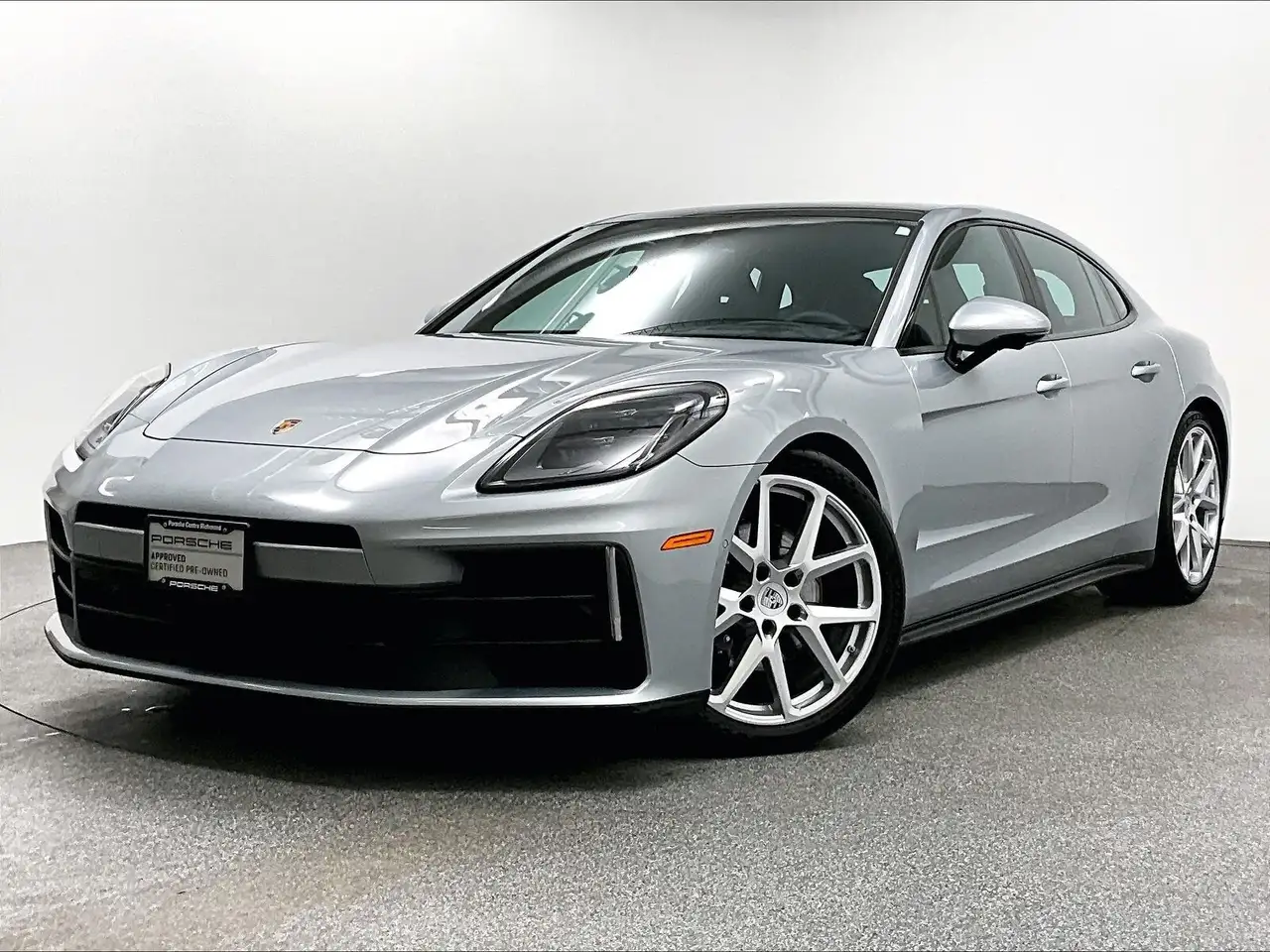 2025 Porsche Panamera