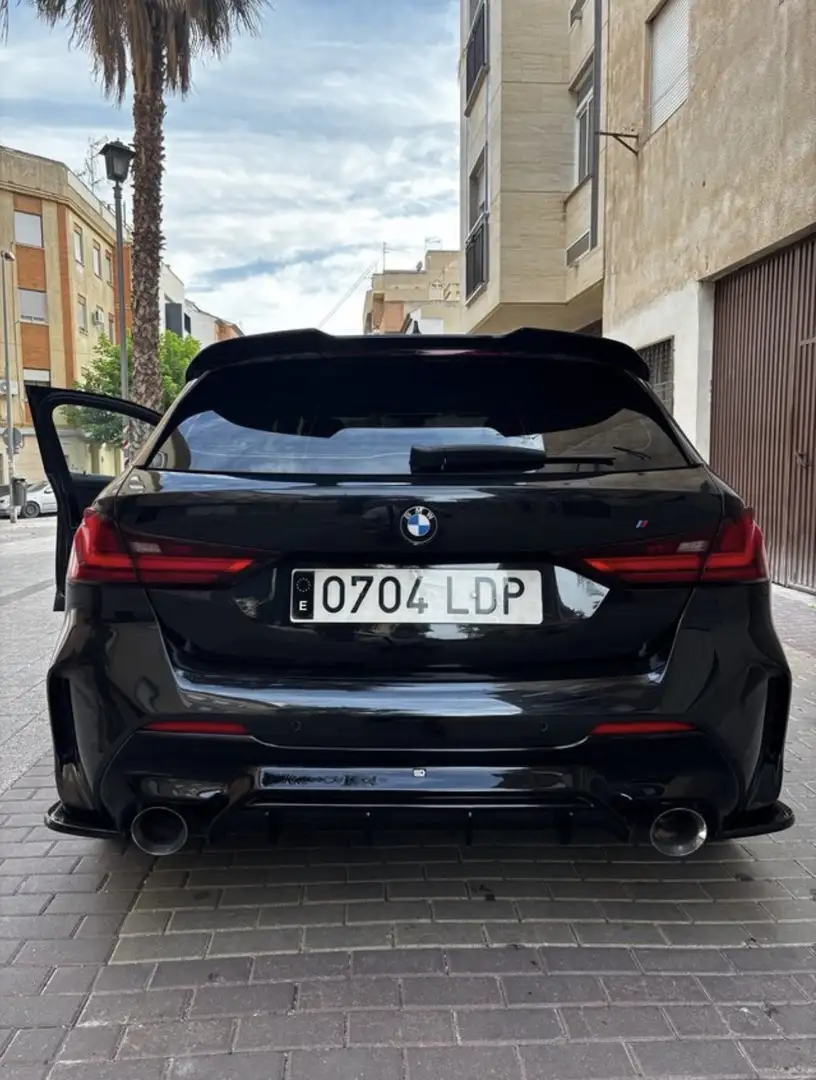 BMW 116 116d M Sport - 1