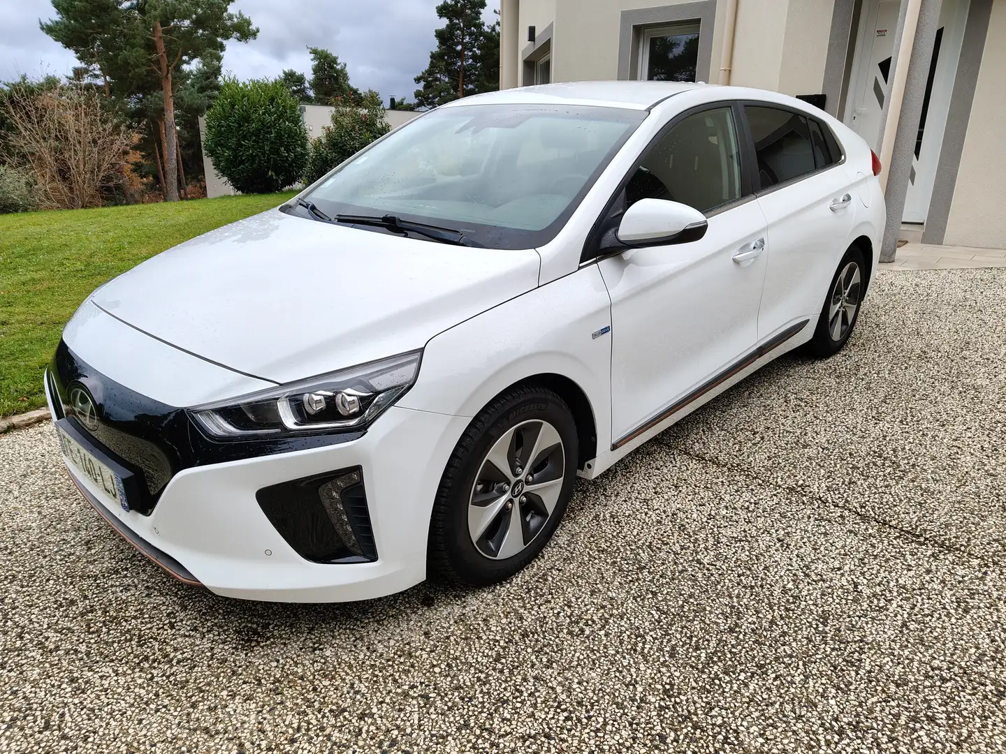 Hyundai IONIQ Ioniq Electric 120 ch Executive Blanc - 2