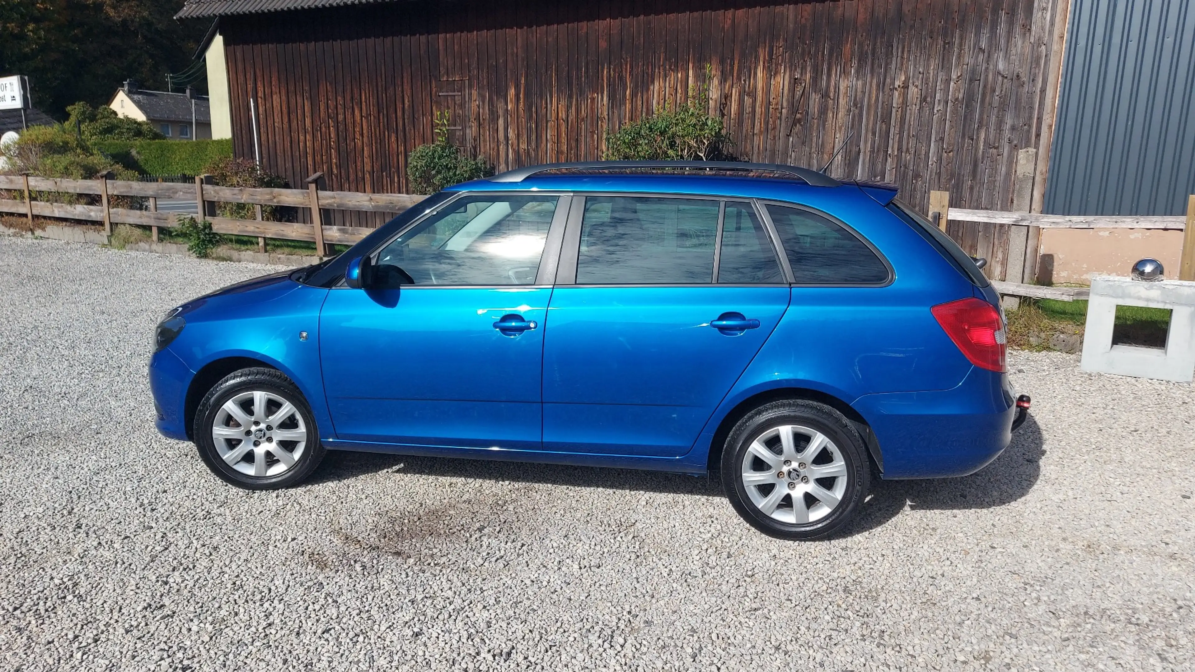 Skoda Fabia Ambition*1Hand*67TKM*Klima*AHK*Alu*Tempom. — photo 3