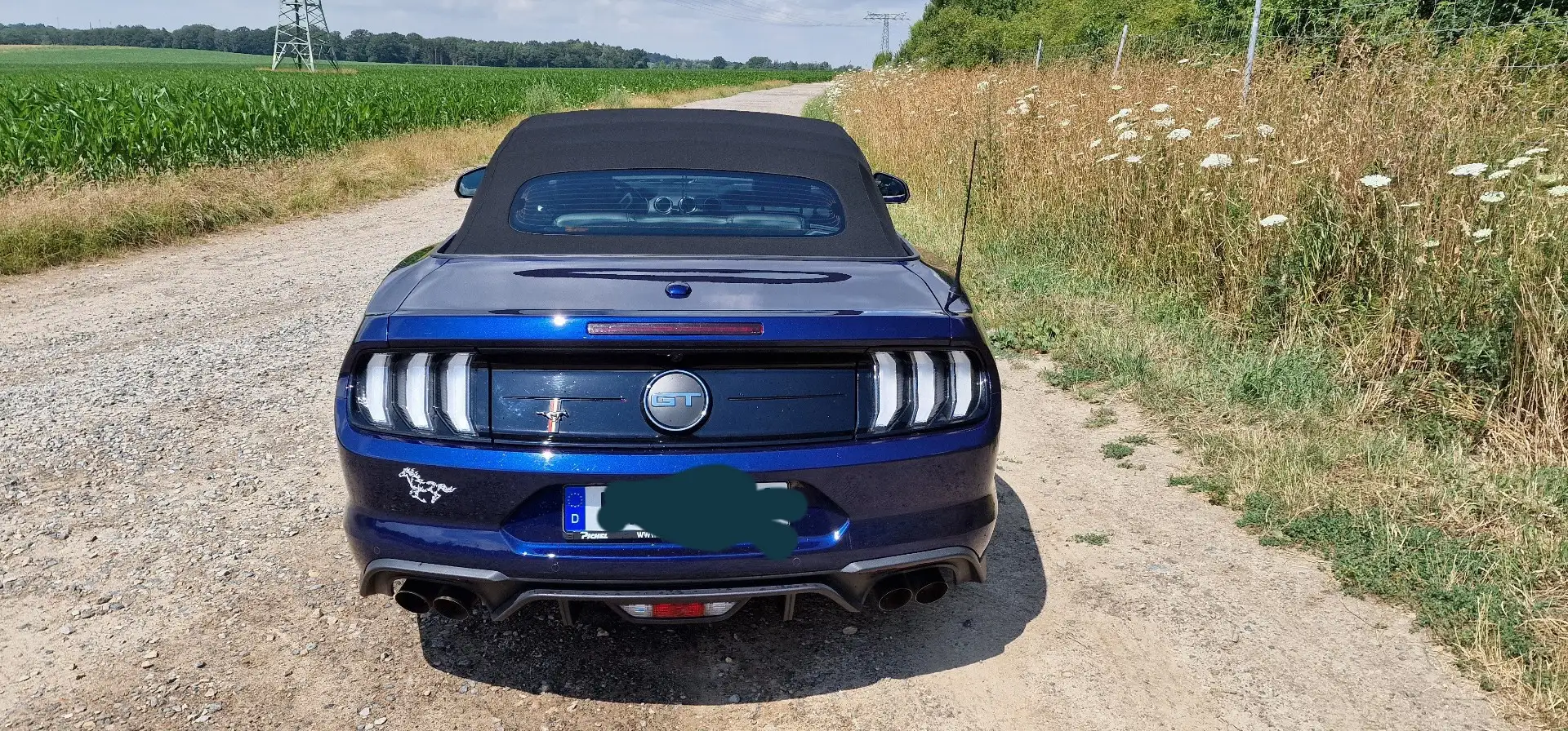 Ford Mustang GT Convertible Blau - 2