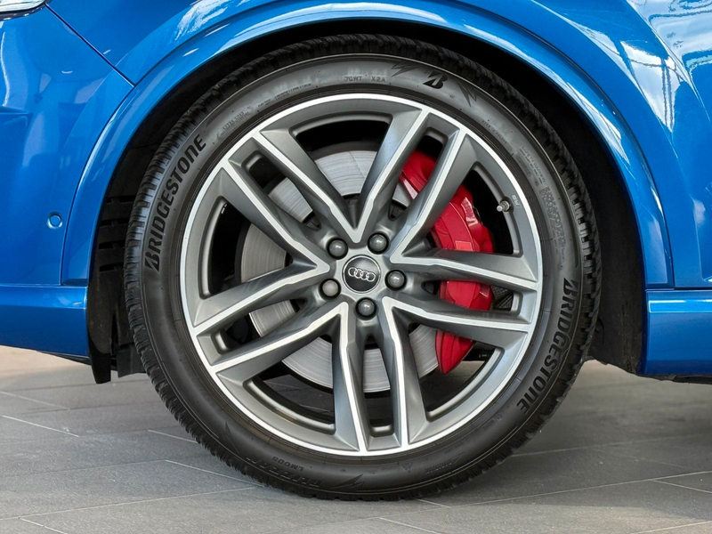 Audi SQ7 4.0 TDI quattro*Luffahrwerk*360°*Pano*ACC* — photo 2