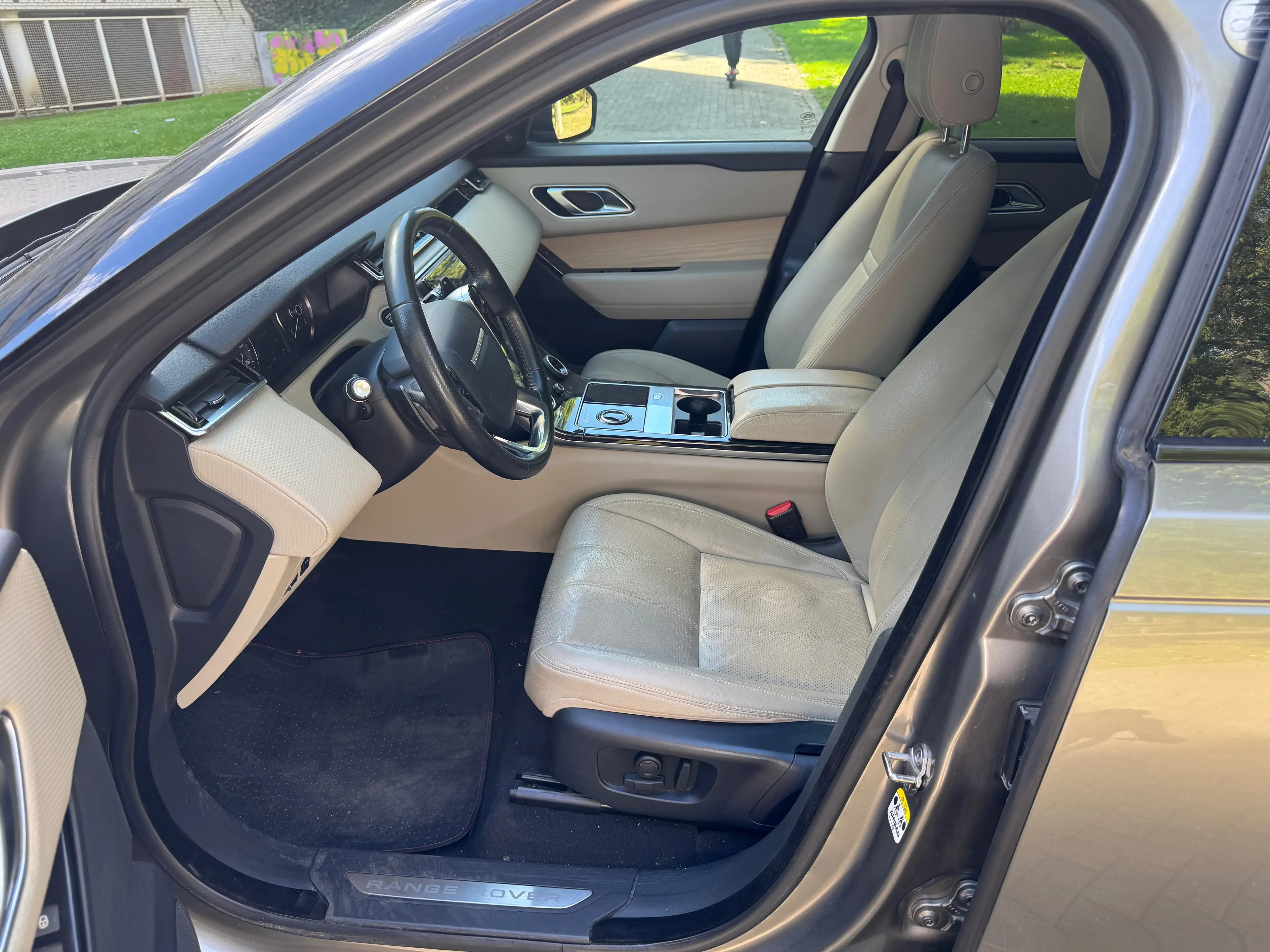 Land Rover Range Rover Velar Velar 2.0 TD4 HSE — photo 10