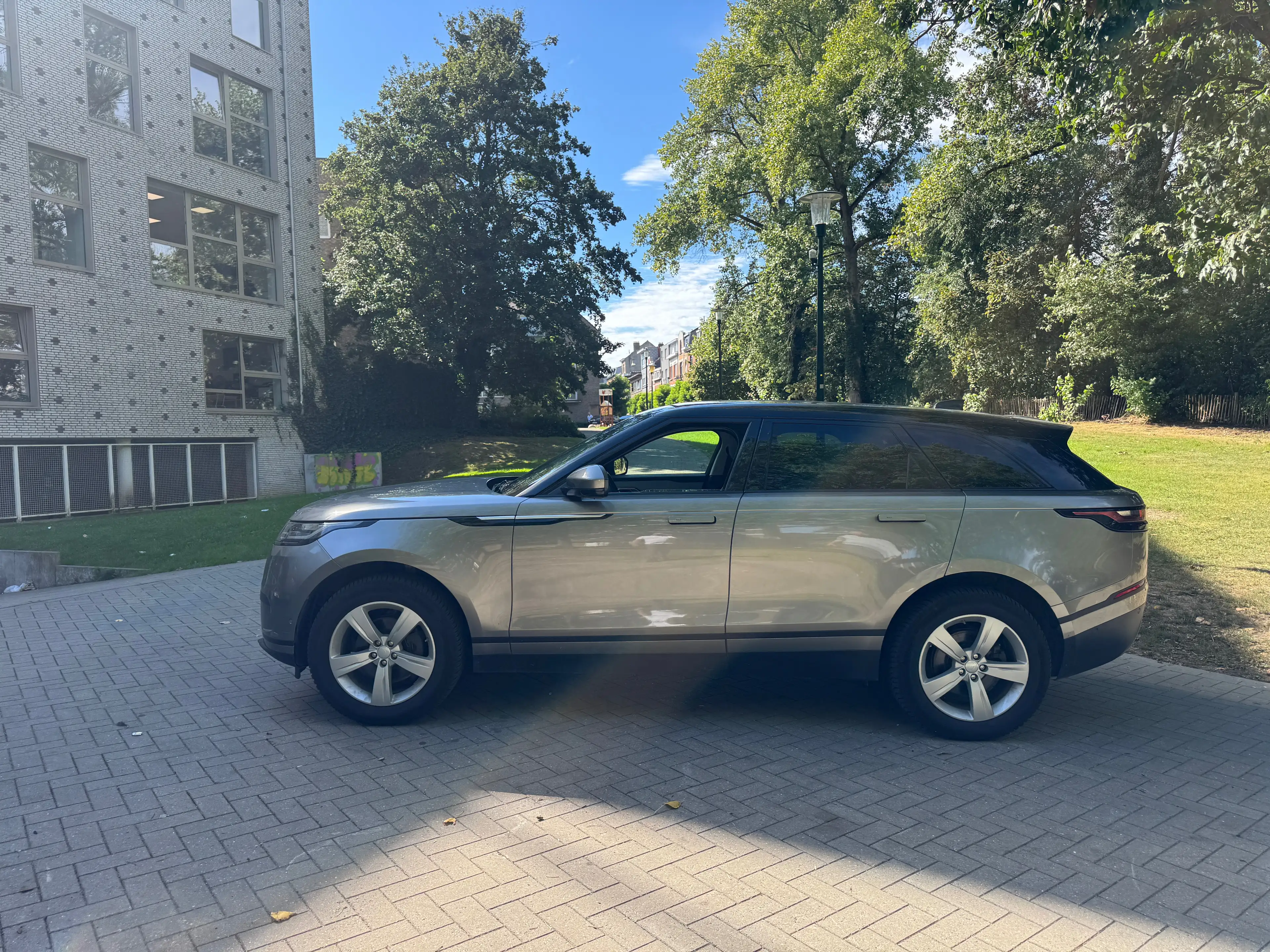 Land Rover Range Rover Velar Velar 2.0 TD4 HSE — photo 8