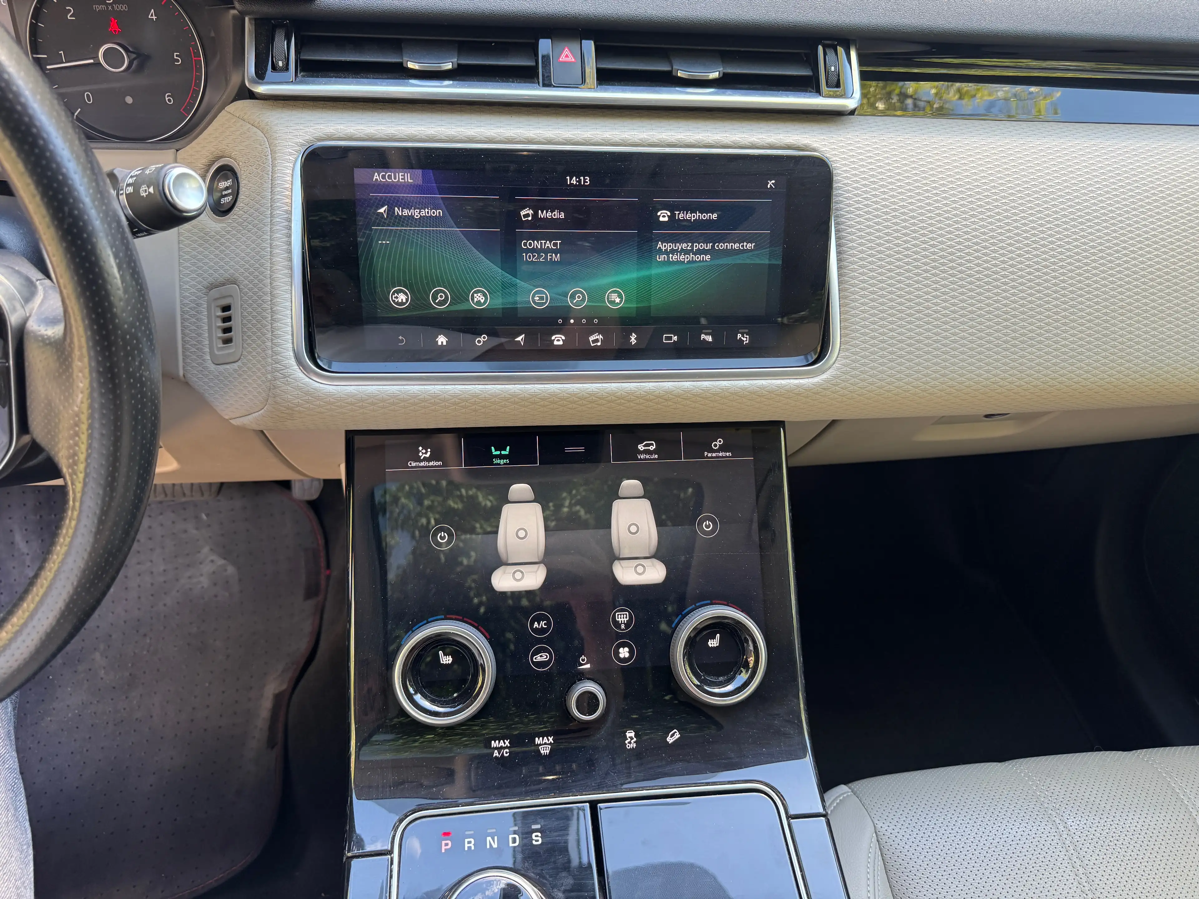 Land Rover Range Rover Velar Velar 2.0 TD4 HSE — photo 13