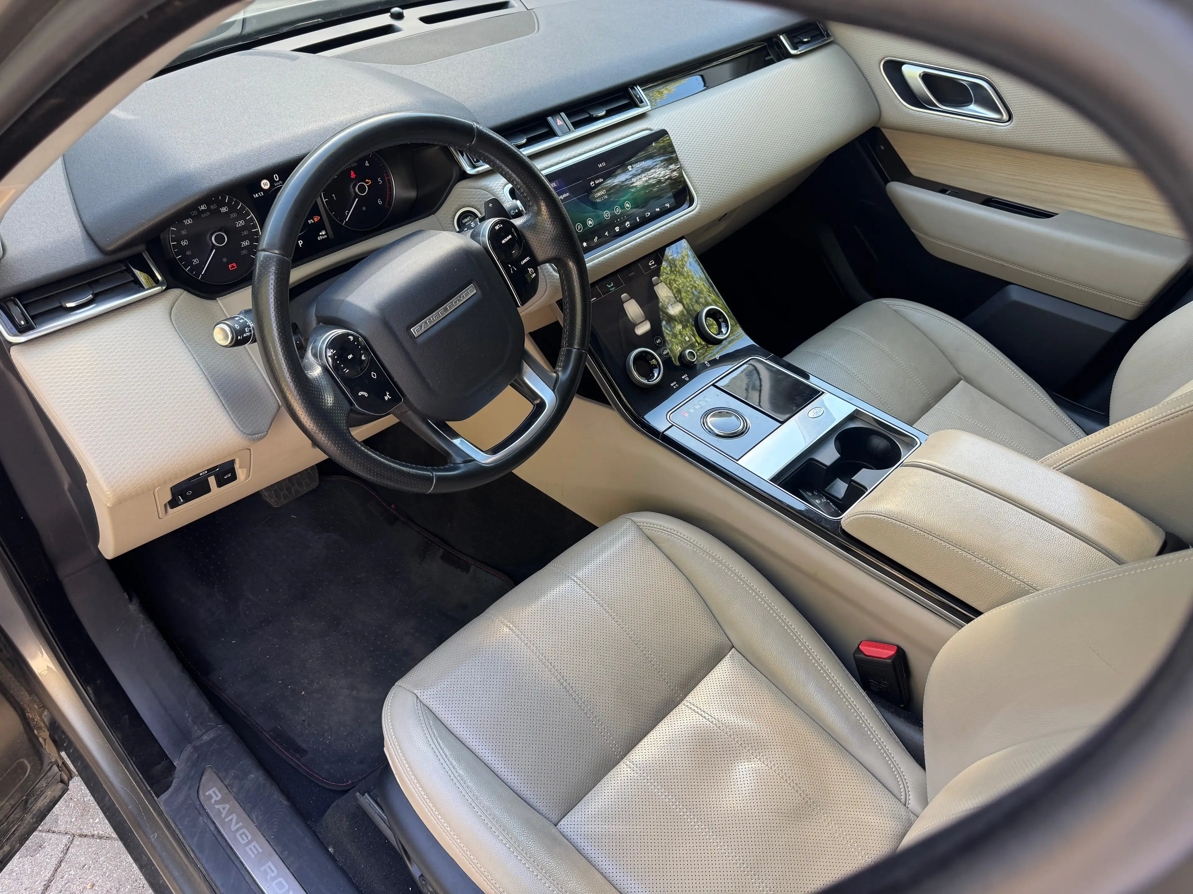 Land Rover Range Rover Velar Velar 2.0 TD4 HSE — photo 11