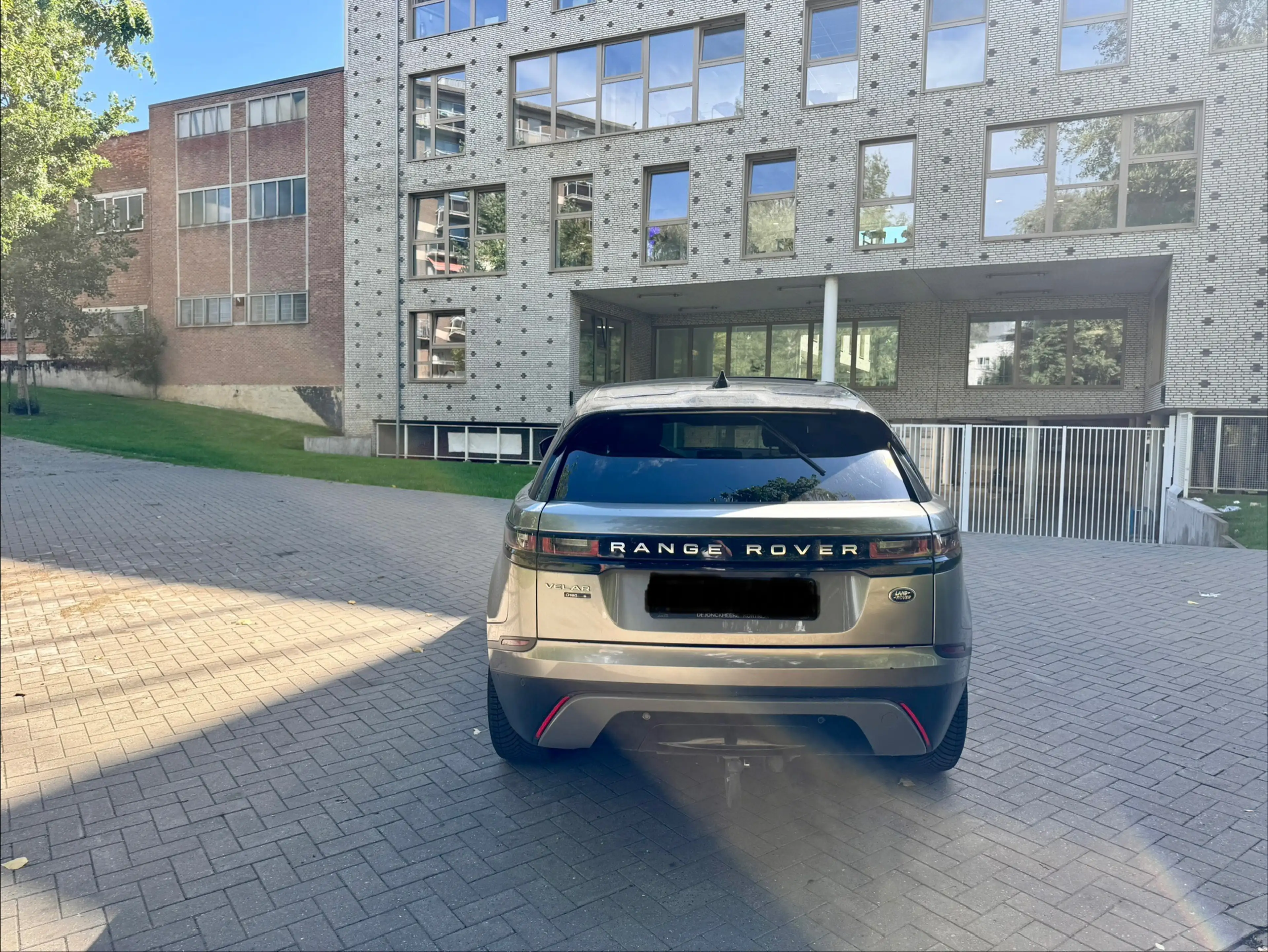 Land Rover Range Rover Velar Velar 2.0 TD4 HSE — photo 6
