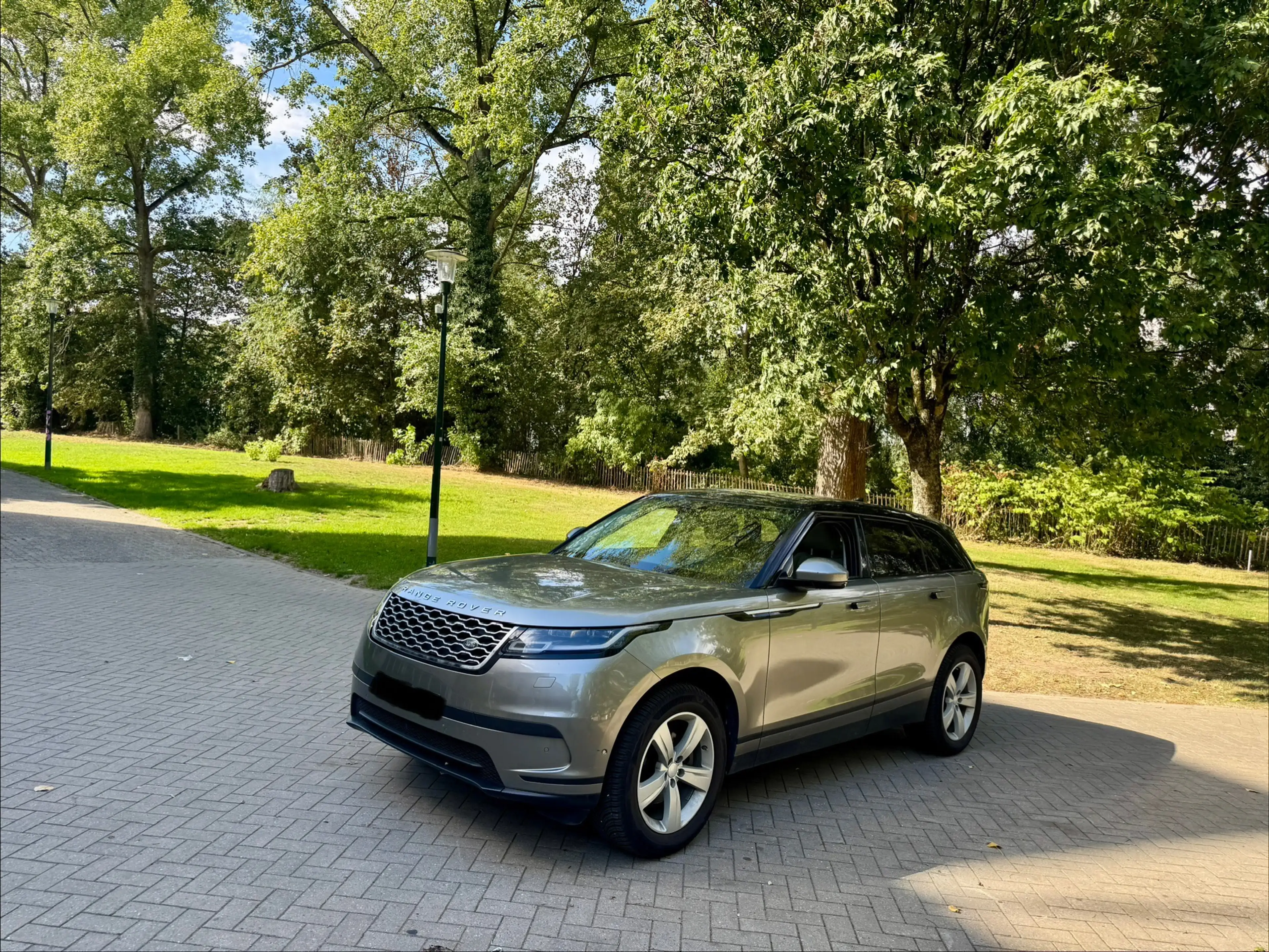 Land Rover Range Rover Velar Velar 2.0 TD4 HSE — photo 9