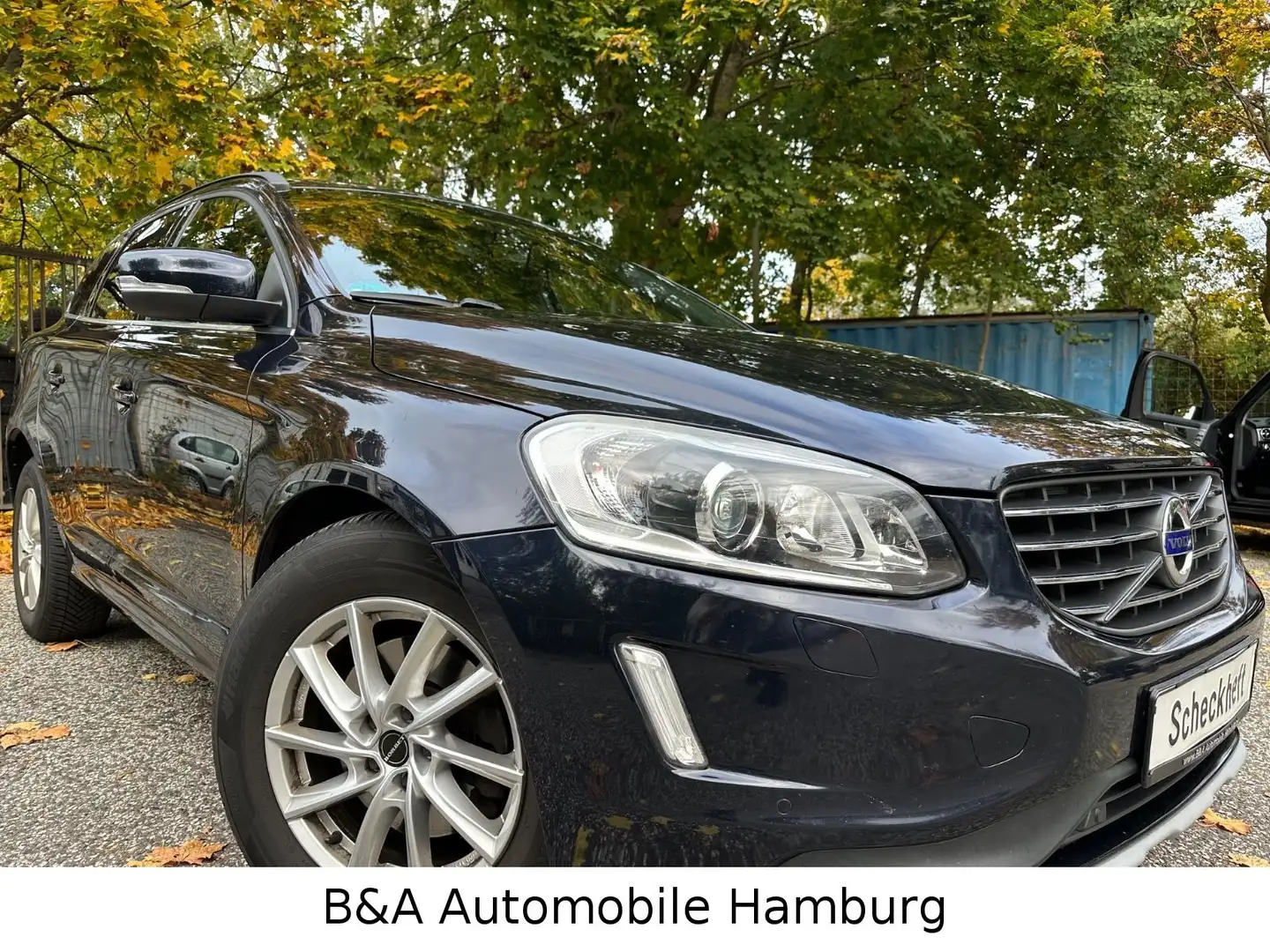 Volvo XC60 Momentum AWD+2 Hand+Scheckheft Blau - 1
