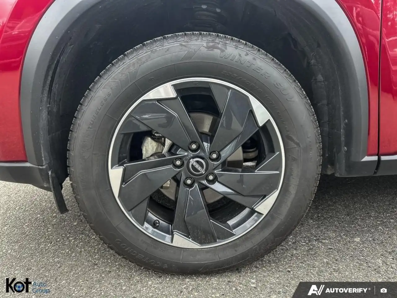 Nissan Rogue снимка Nissan Rogue