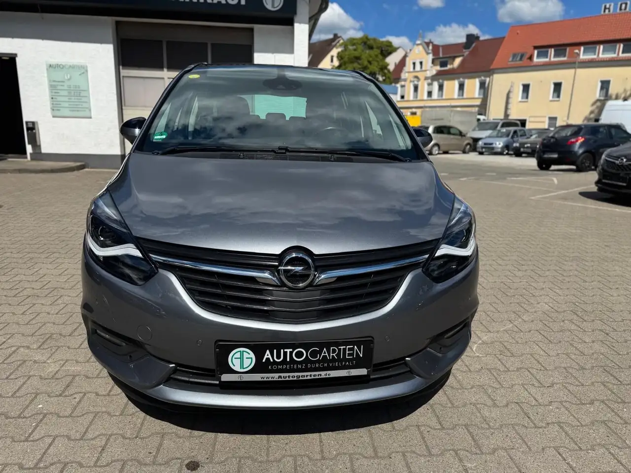 Opel Zafira Tourer