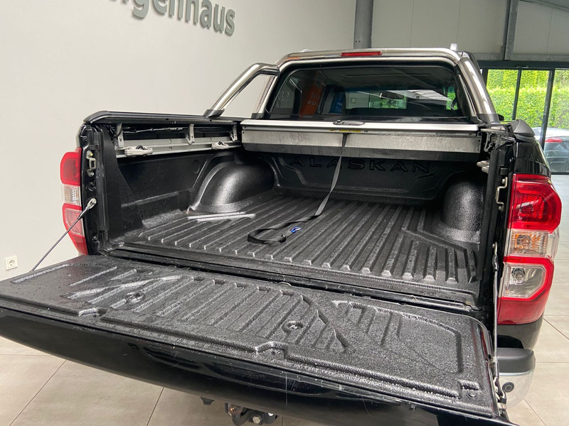 Renault Alaskan 4x4 Leder Panor Navi Automatik 360° AHK — photo 9