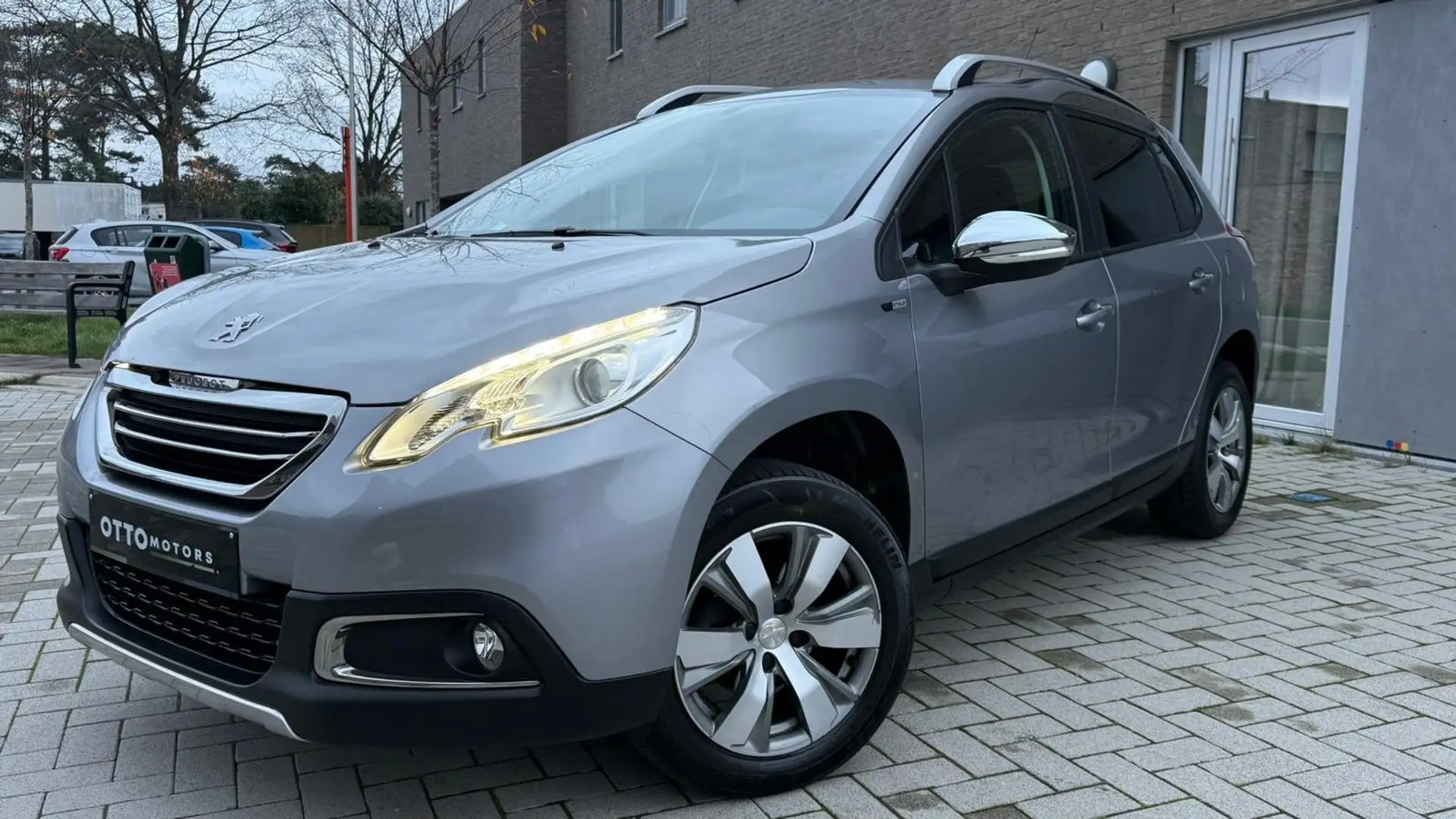 Peugeot 2008 2008 PureTech 82 Allure | 1.Eigenaar | Garantie Gris - 2