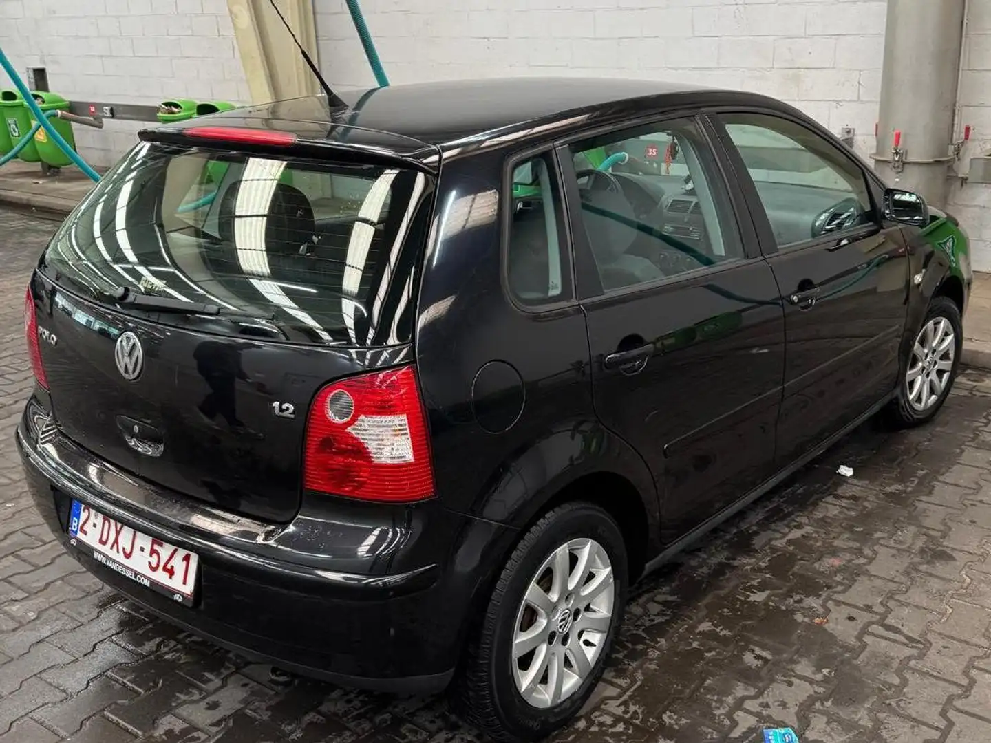Volkswagen Polo 1.2 Zwart - 1