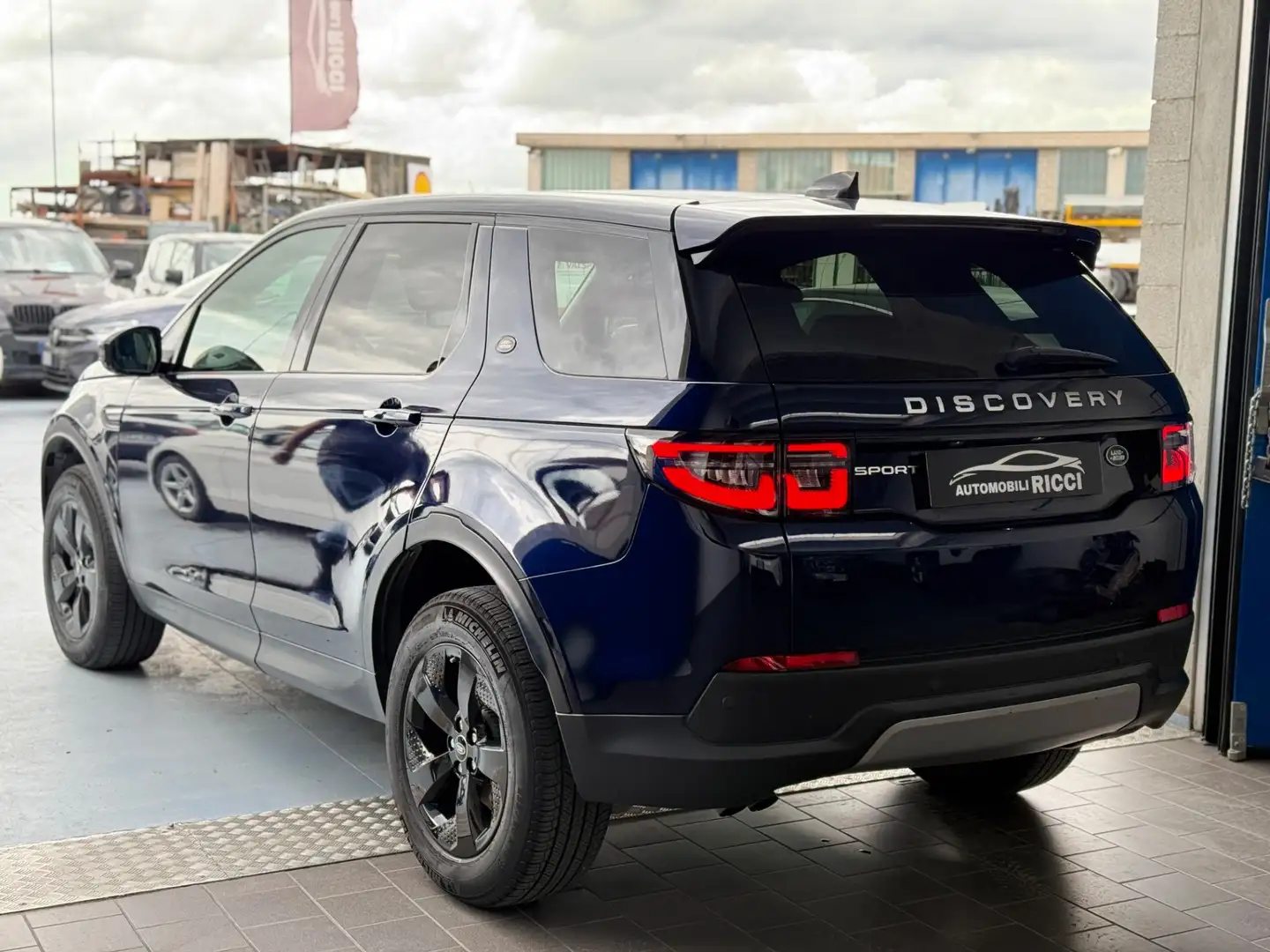 Land Rover Discovery Sport Discovery Sport 2.0D Ibrida 150 CV AWD Auto N1 Blu/Azzurro - 2