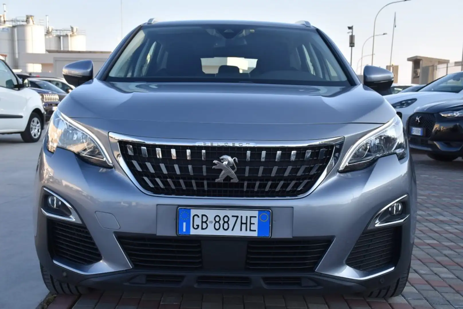Peugeot 3008 BlueHDi 130 S&S EAT8 Business Grigio - 2
