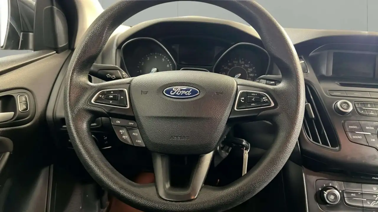 Ford Focus снимка Ford Focus