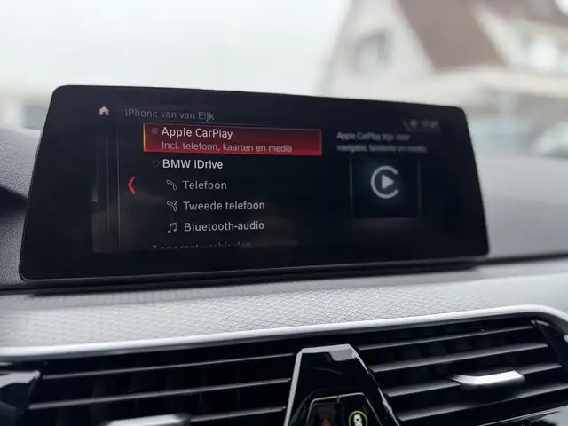 BMW 5 Series view 23