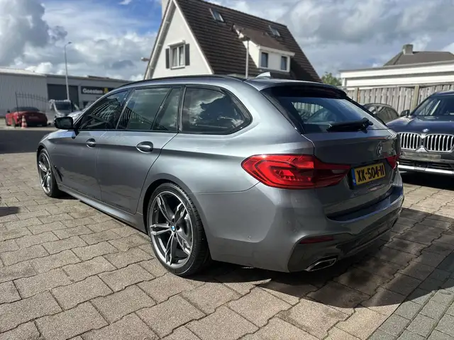 BMW 5 Series view 7
