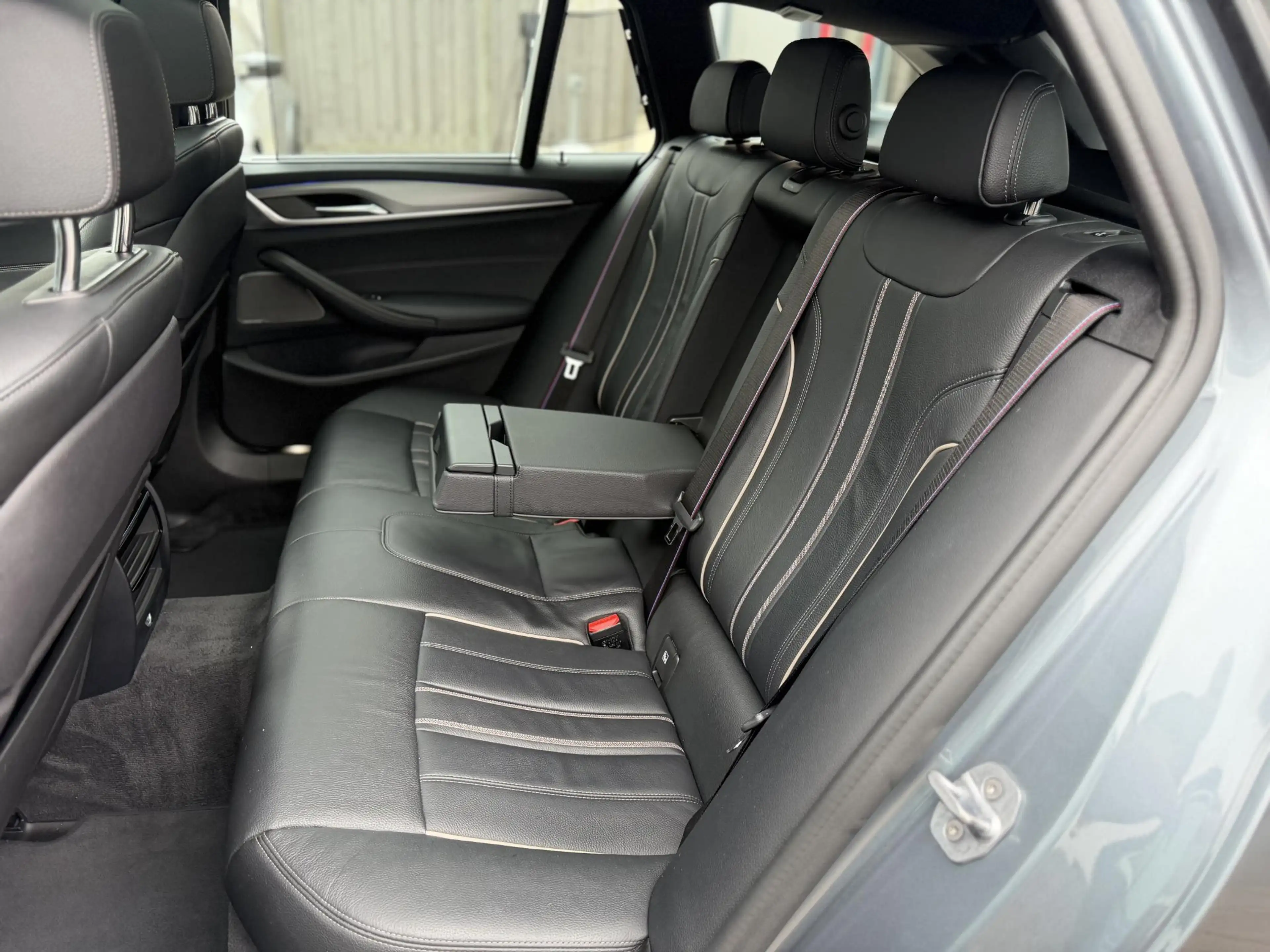 BMW 520 5-serie Touring 520i M-Sport Pano|HarmanKardon|360 — photo 6