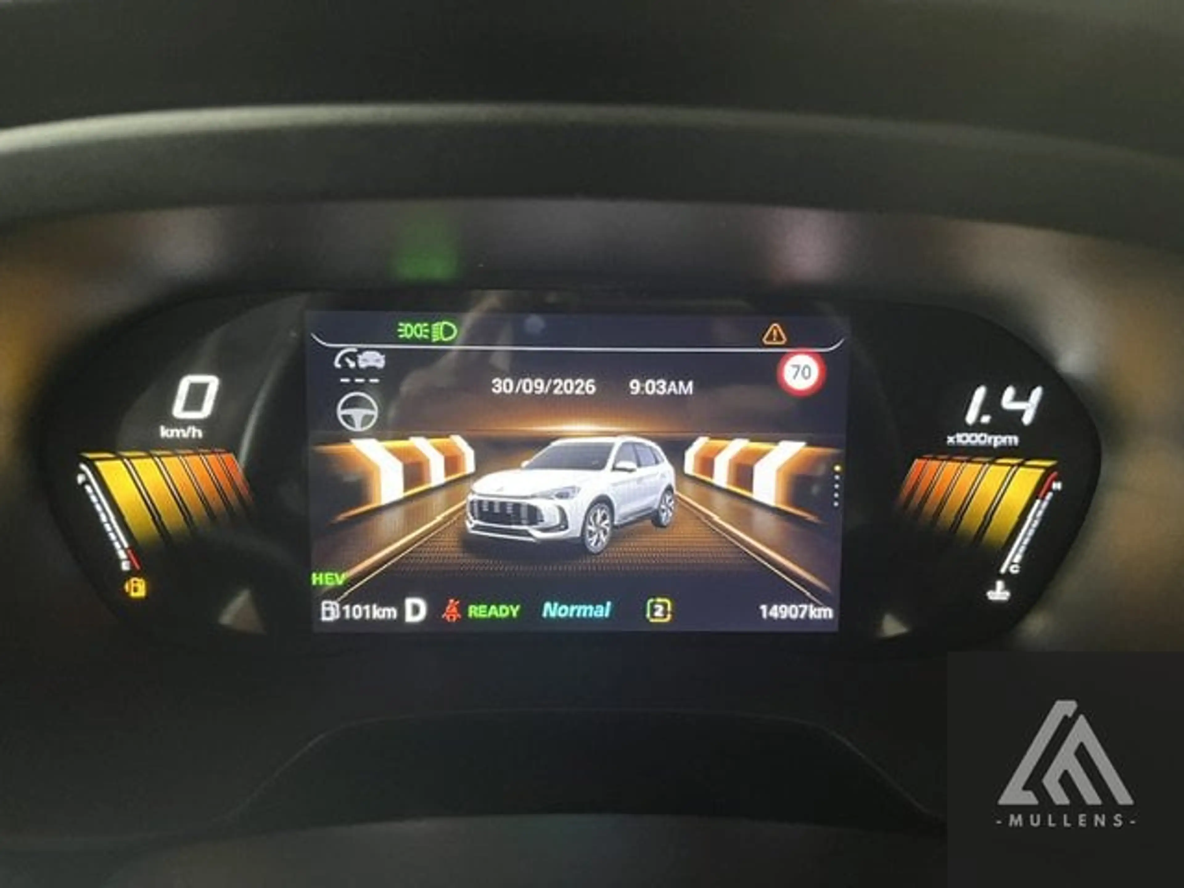 MG ZS Hybrid+ Luxury — photo 9