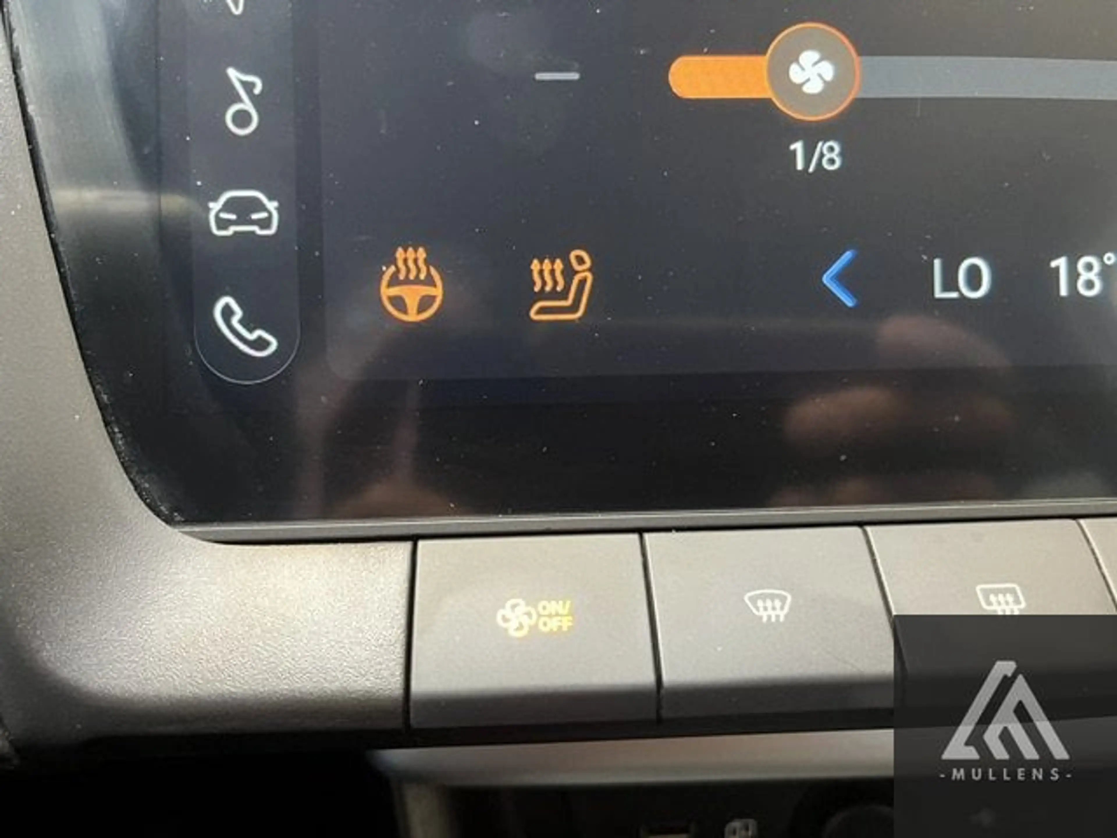 MG ZS Hybrid+ Luxury — photo 14