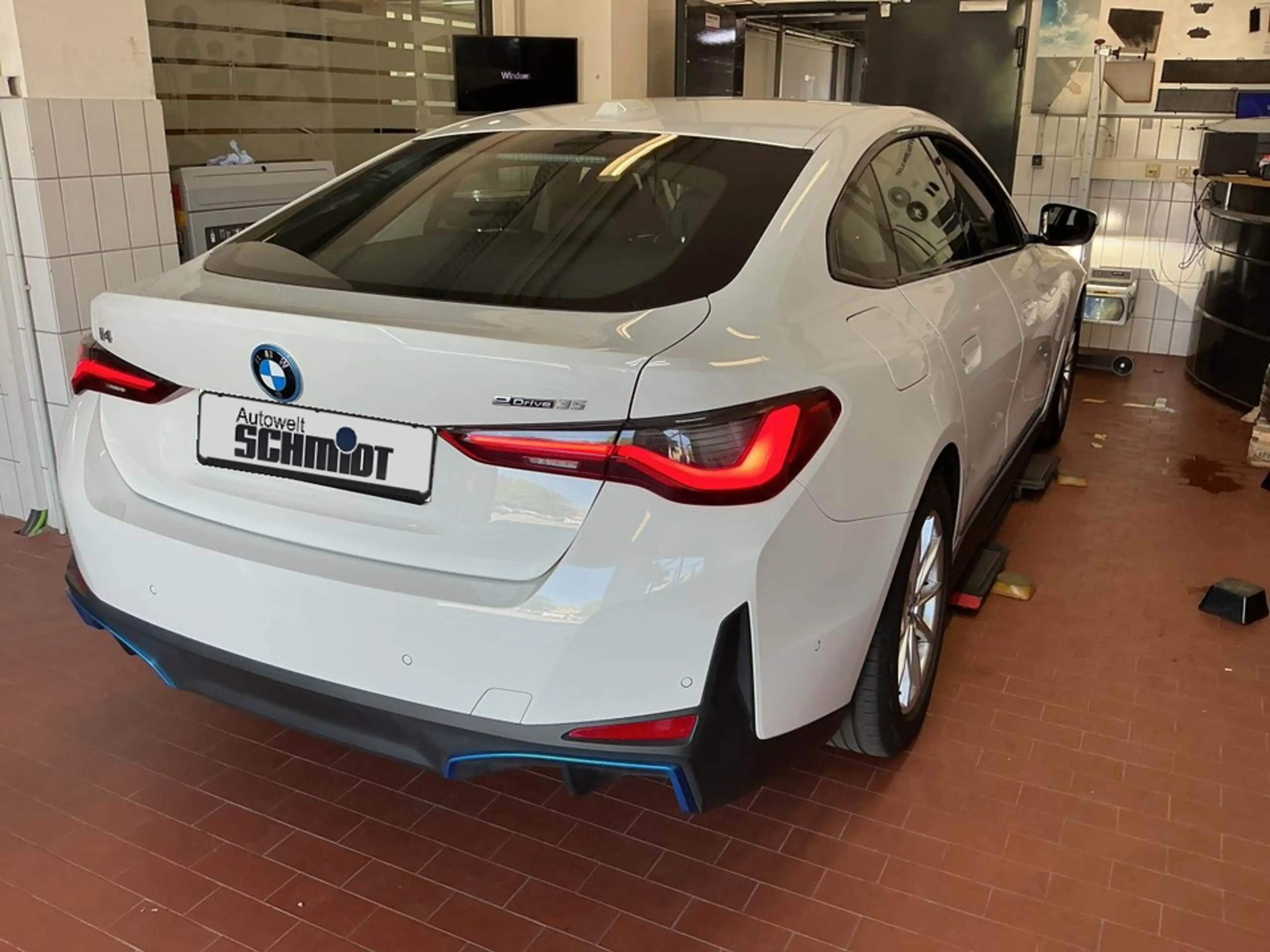 BMW i4 eDrive35 + 2Jahre-BPS.-GARANTIE — photo 2