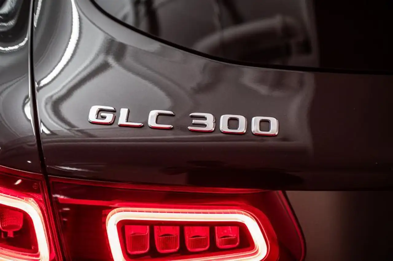Mercedes-Benz GLC снимка Mercedes-Benz GLC