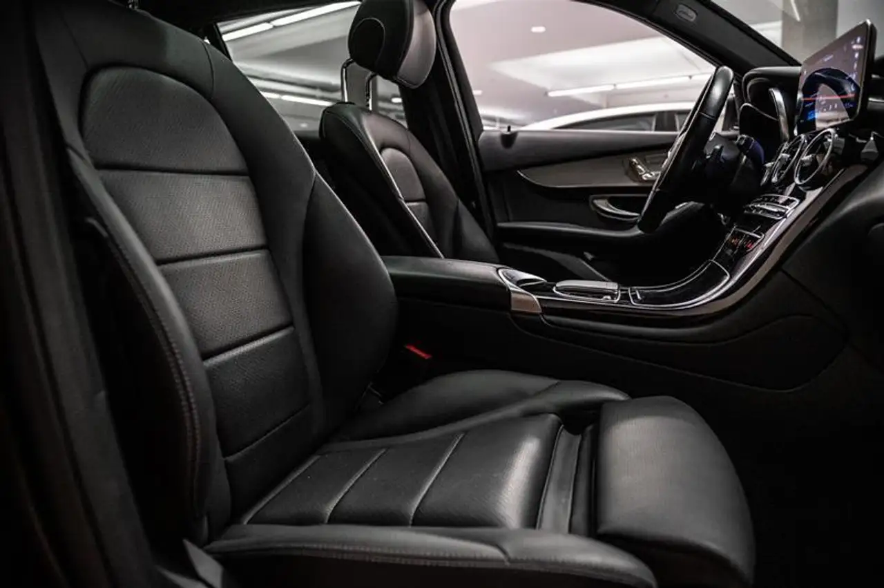 Mercedes-Benz GLC снимка Mercedes-Benz GLC