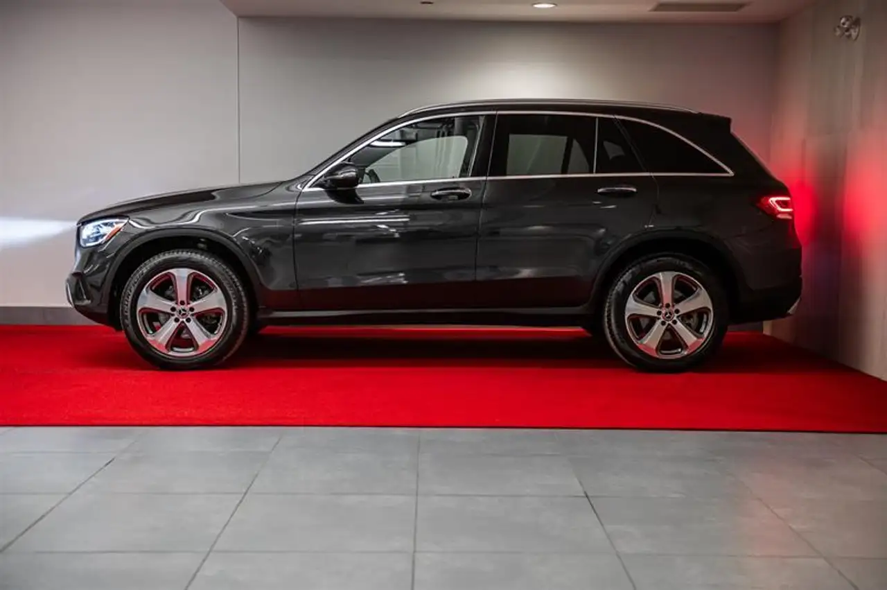 Mercedes-Benz GLC снимка Mercedes-Benz GLC