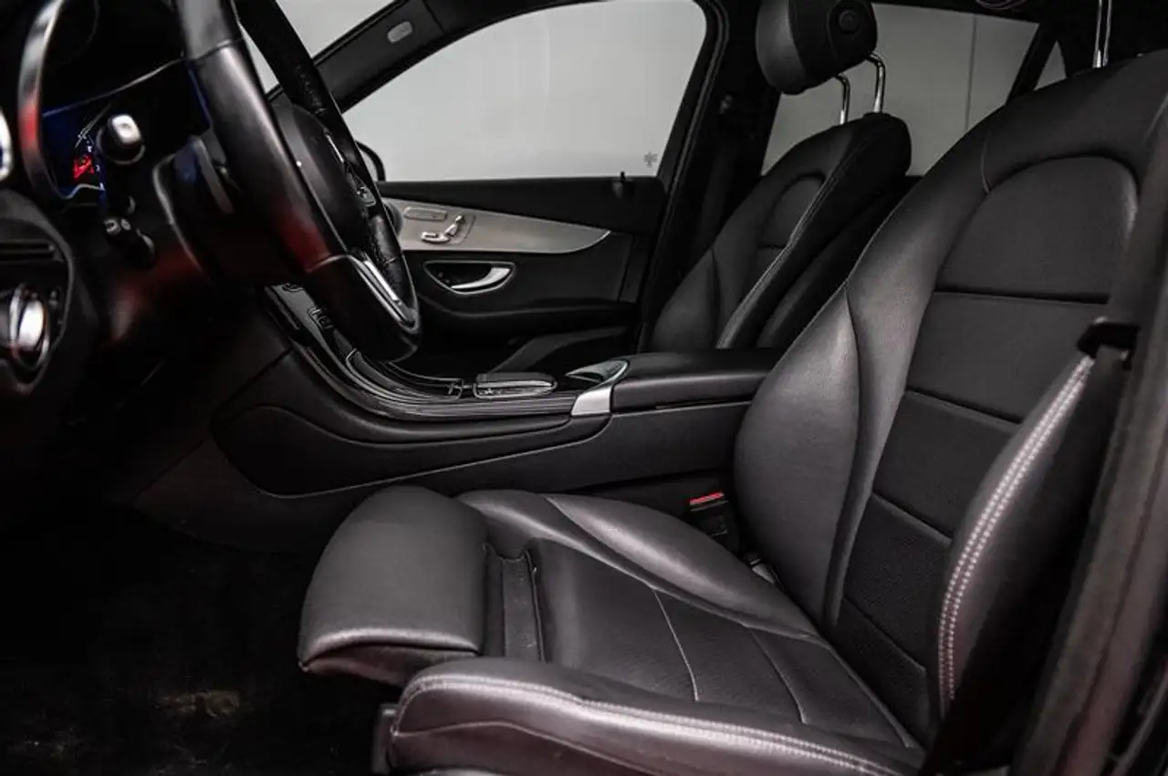 Mercedes-Benz GLC снимка Mercedes-Benz GLC