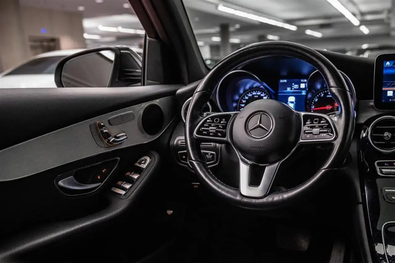 Mercedes-Benz GLC снимка Mercedes-Benz GLC