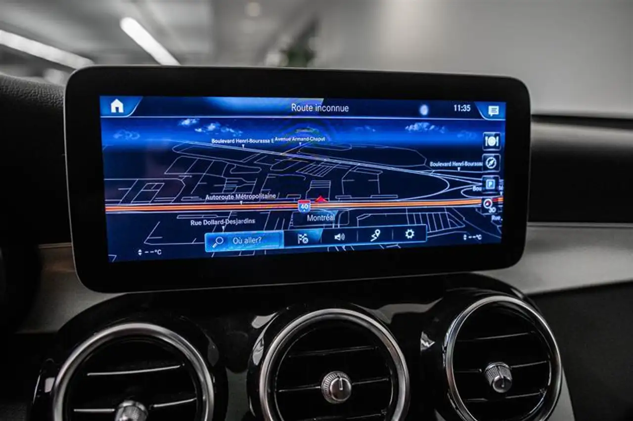 Mercedes-Benz GLC снимка Mercedes-Benz GLC