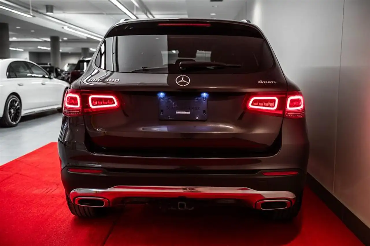 Mercedes-Benz GLC снимка Mercedes-Benz GLC