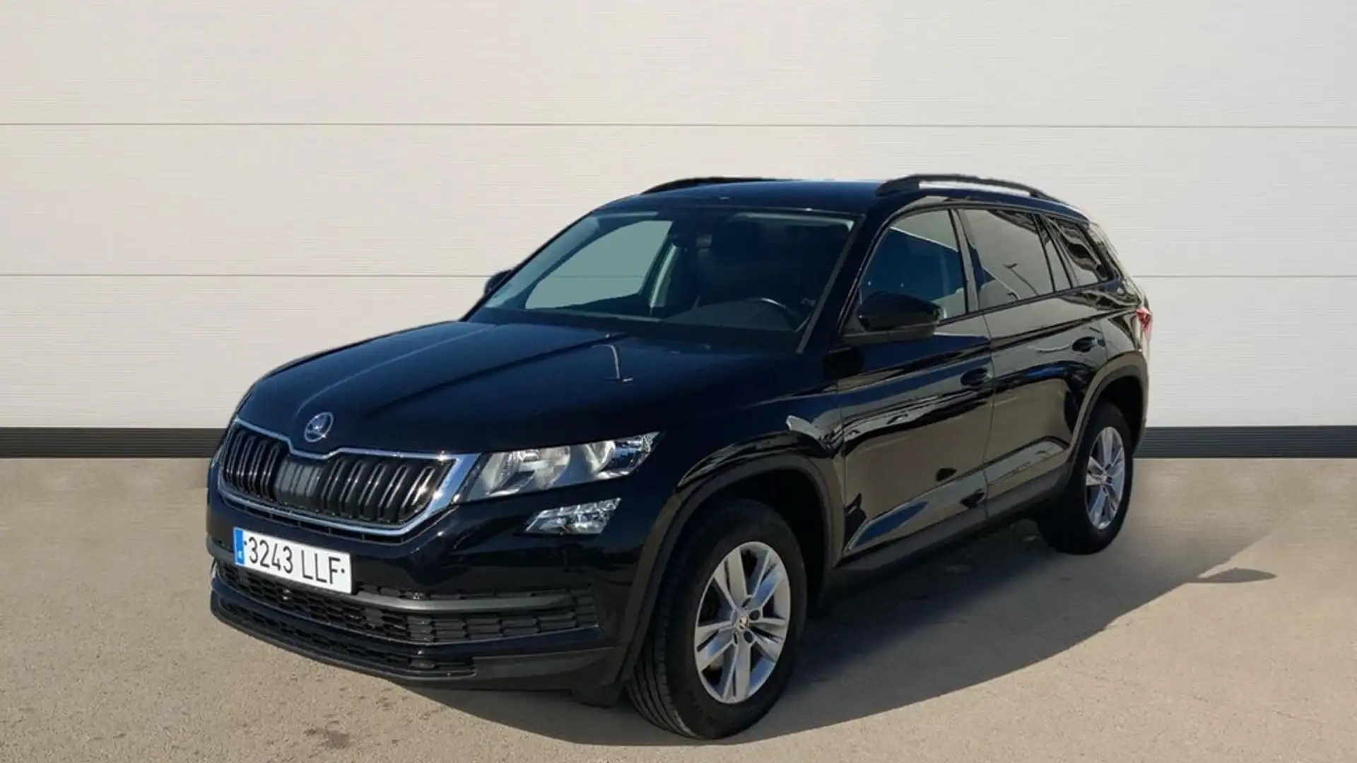 Skoda Kodiaq 1.5 TSI 110KW ACTIVE 150 5P Schwarz - 2