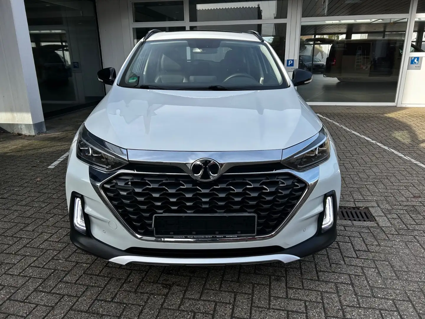 BAIC Senova X55 Automatik Leder Pano Kamera 45.000km Weiß - 2