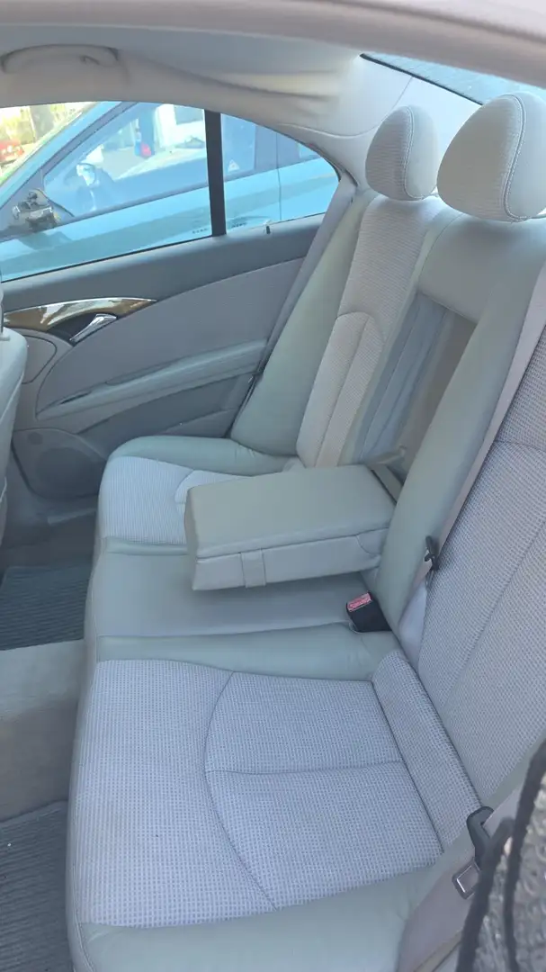 Mercedes-Benz E 270 CDI Avantagarde - 2