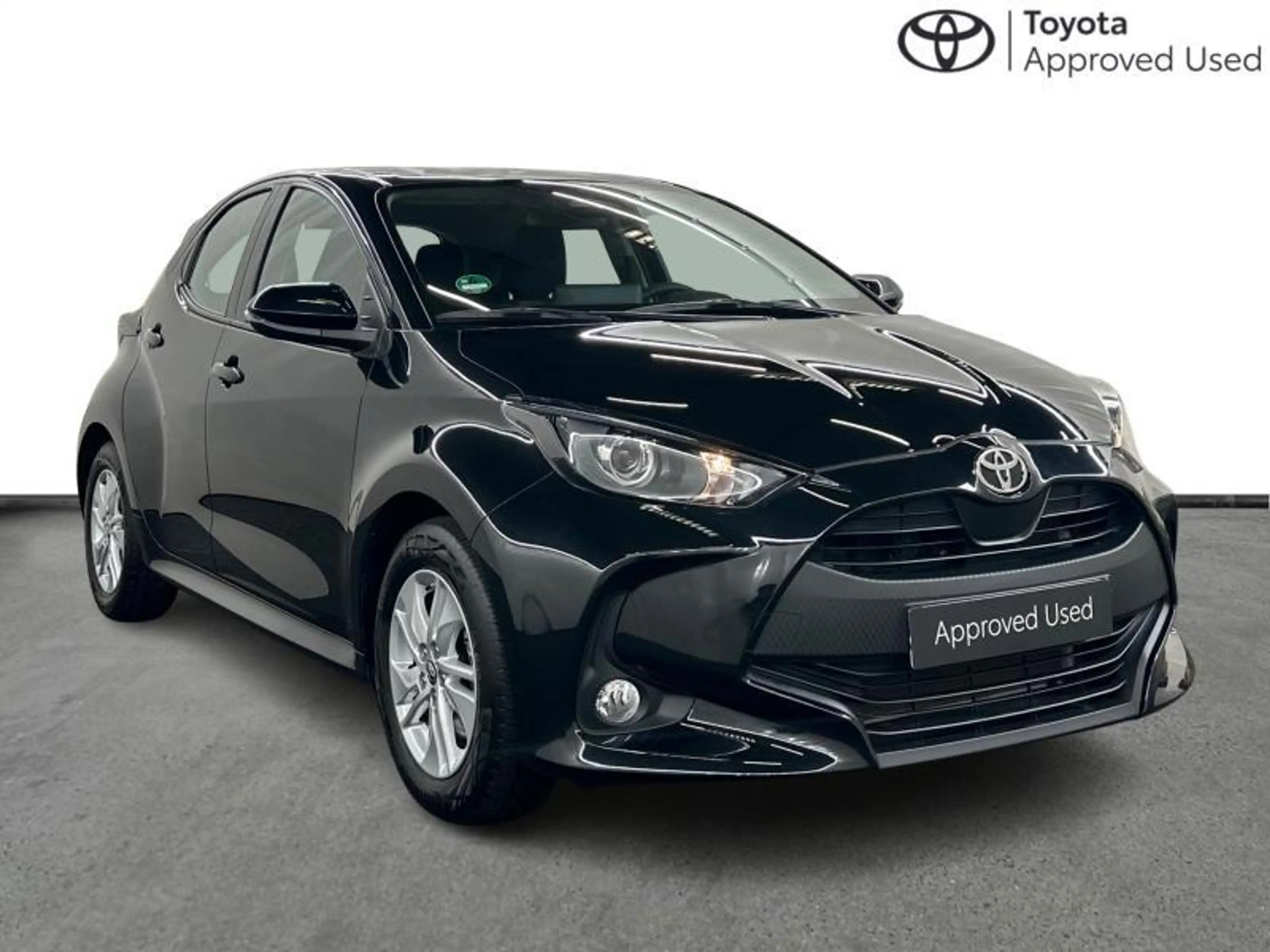 Toyota Yaris 116hp HEV | alu | carplay | camera — photo 18