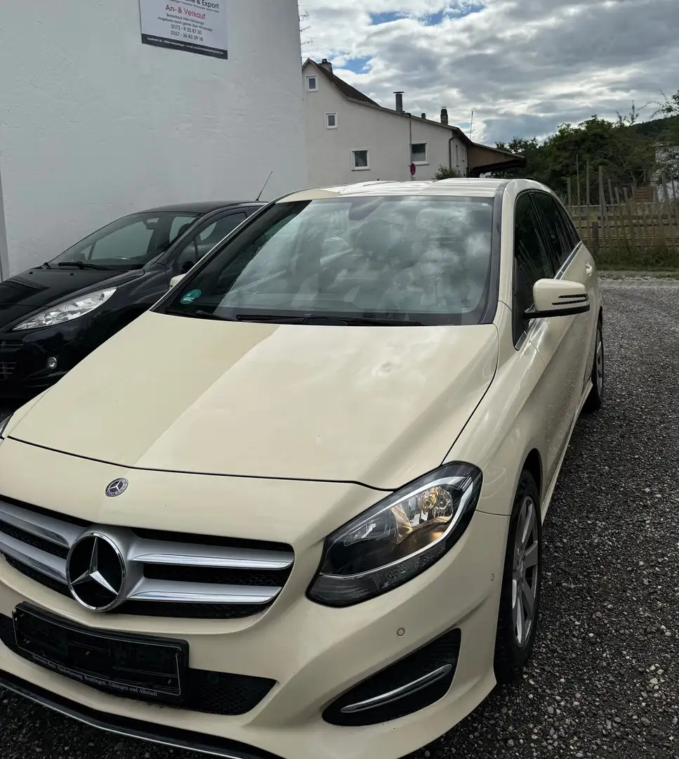 Mercedes-Benz B 200 B-Klasse Diesel (CDI) d 7G-DCT Style Beige - 1