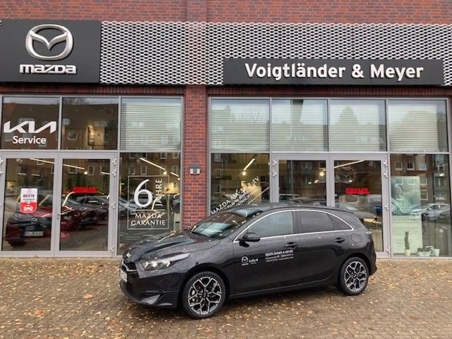 Kia Ceed / cee'd Ceed 1.0T 120PS Nightline Navi Ganzjahresreifen Schwarz - 1