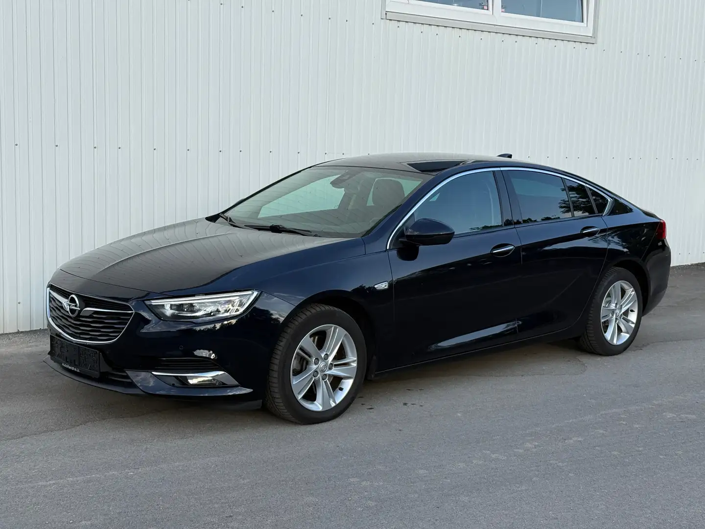 Opel Insignia Insignia Grand Sport 1,6 CDTI *RFK*HeadUp*AHK* Schwarz - 1
