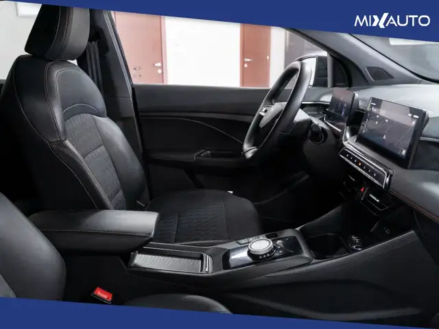 MG MG3 view 14