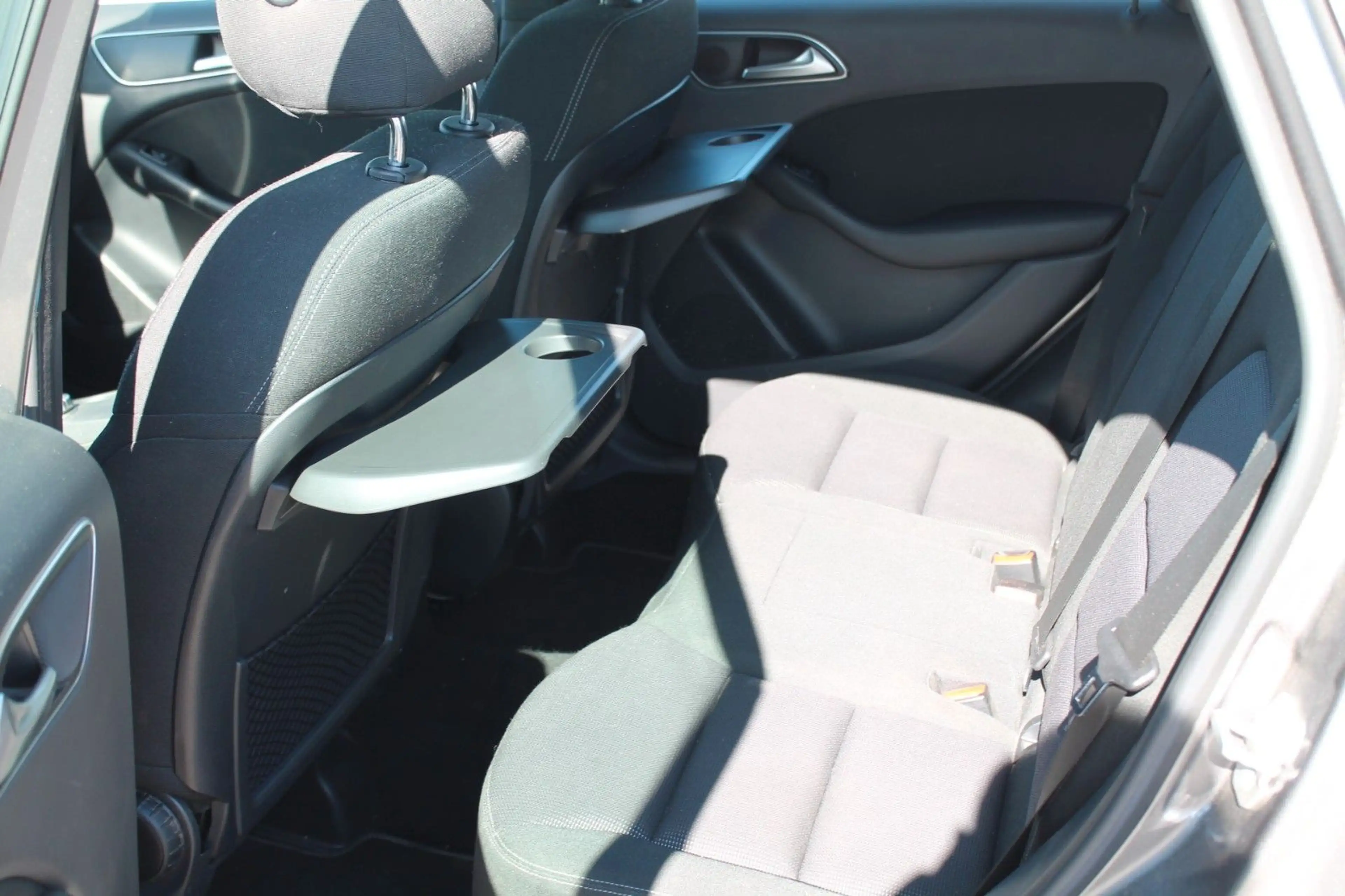 Mercedes-Benz B 200 /Klima/Navi/Anhängerkupplung/Standheizung/ — photo 16