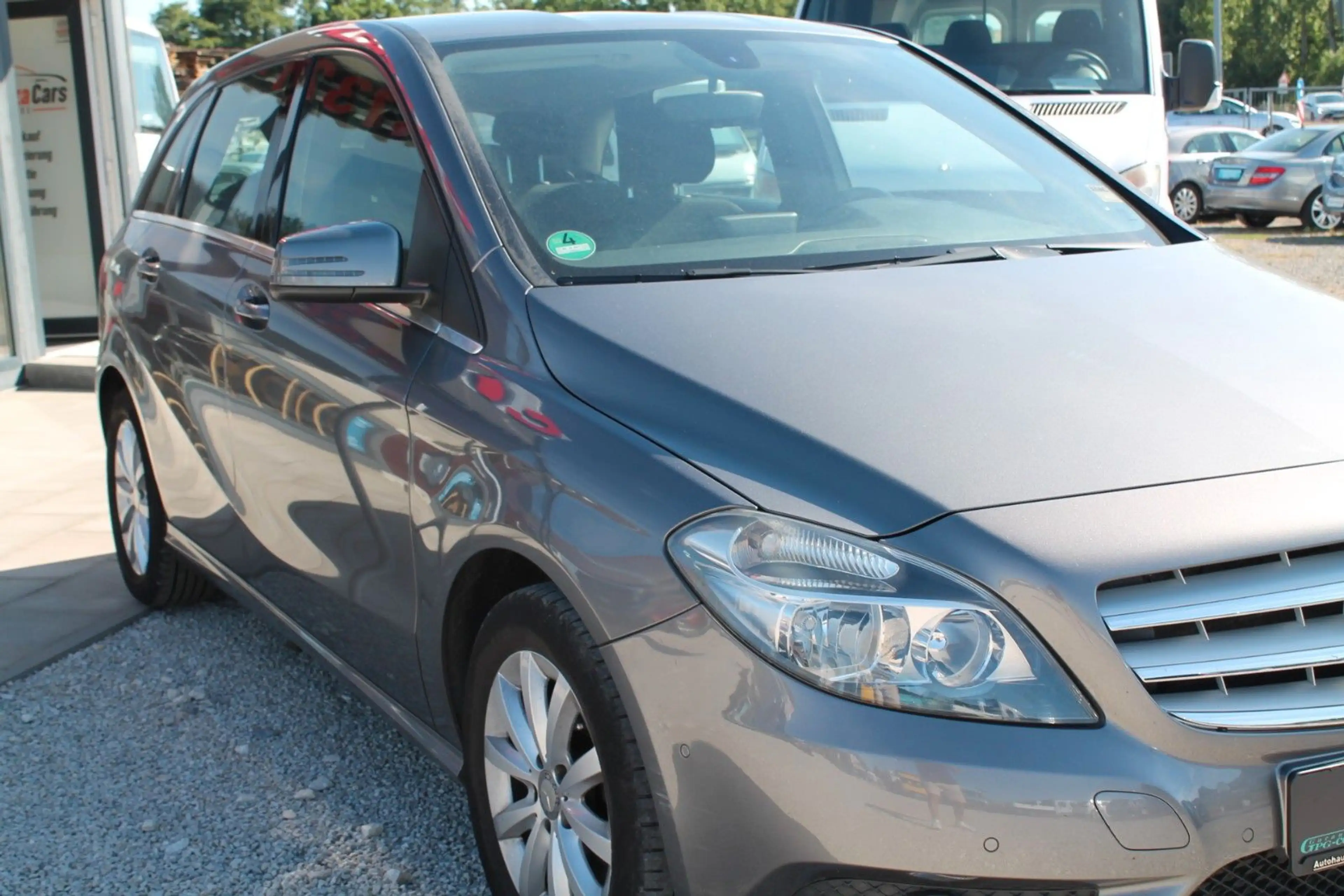 Mercedes-Benz B 200 /Klima/Navi/Anhängerkupplung/Standheizung/ — photo 5