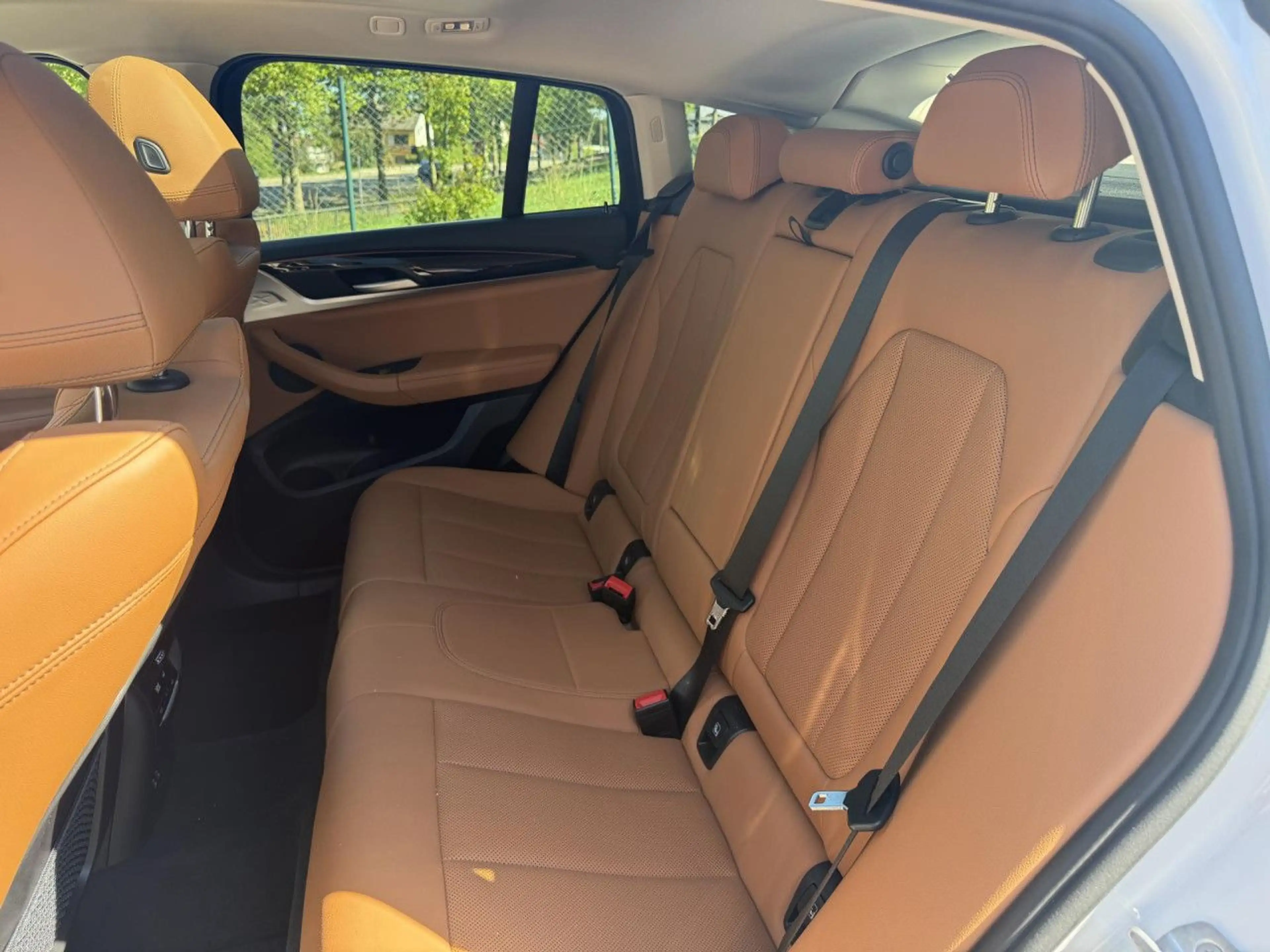 BMW X4 x20d Sports.HUD Standh.Laser AHK Finanz.450,- — photo 13