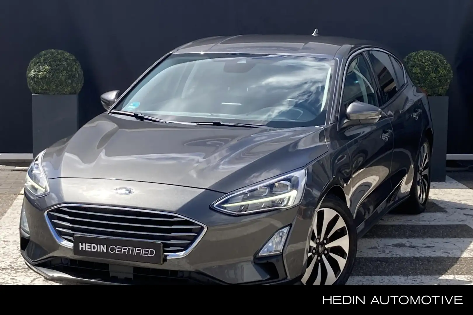 Ford Focus 1.0 EcoBoost Titanium Business | AUTOMAAT | Winter Grijs - 1