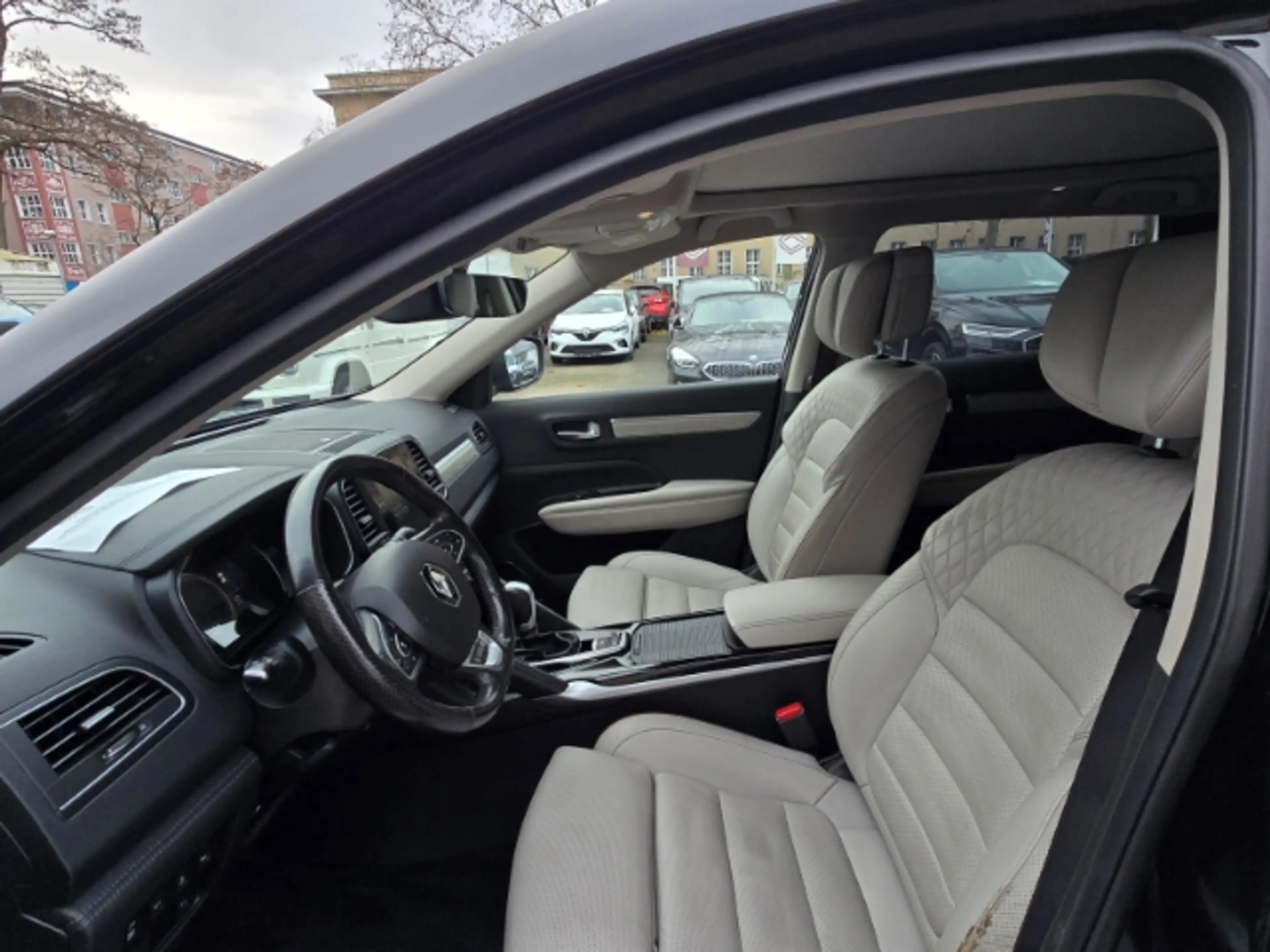 Renault Koleos Initiale Paris 4x4 2.0 BLUE dCi 185 X-tronic Leder — photo 7