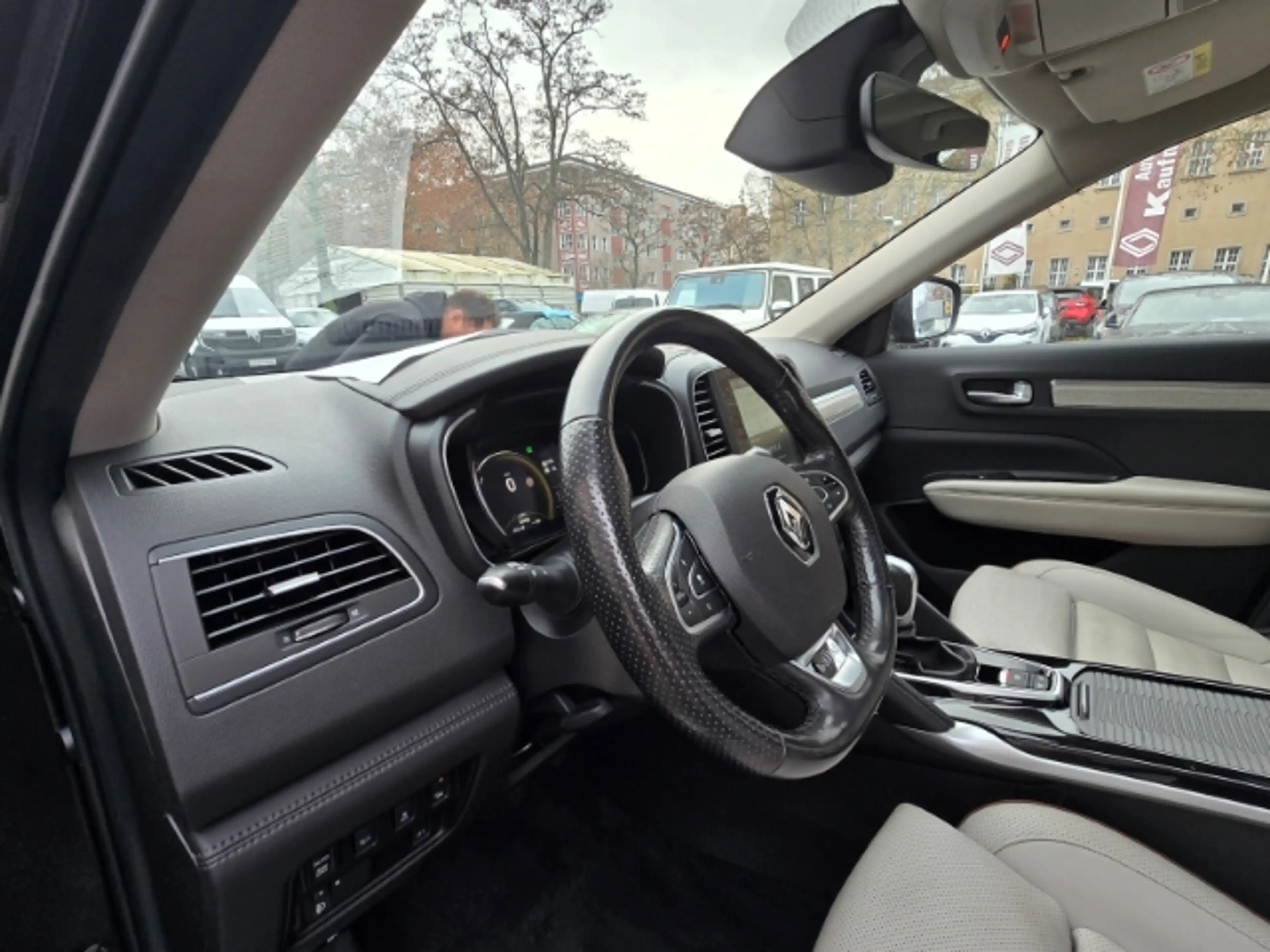 Renault Koleos Initiale Paris 4x4 2.0 BLUE dCi 185 X-tronic Leder — photo 14