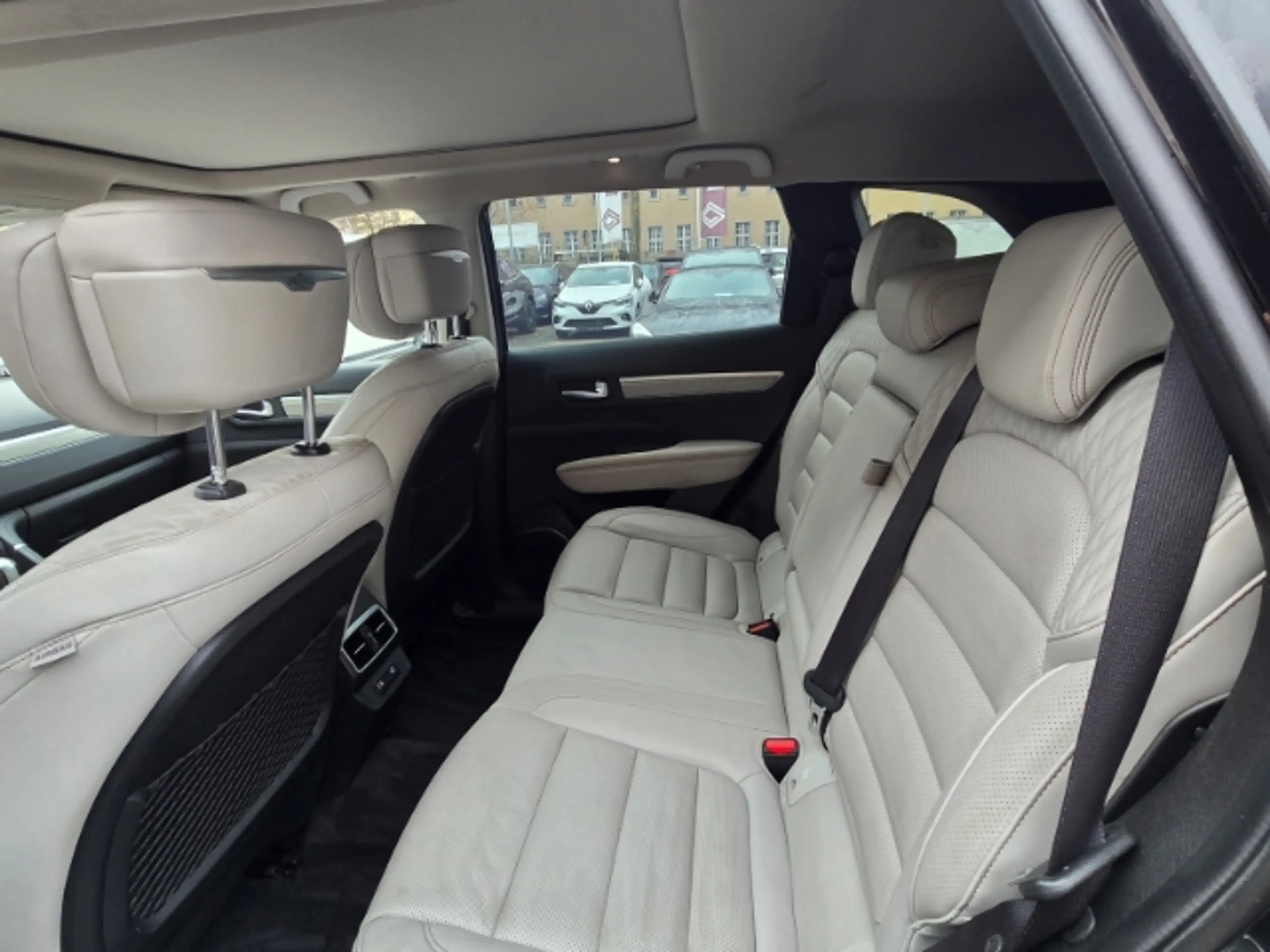 Renault Koleos Initiale Paris 4x4 2.0 BLUE dCi 185 X-tronic Leder — photo 8